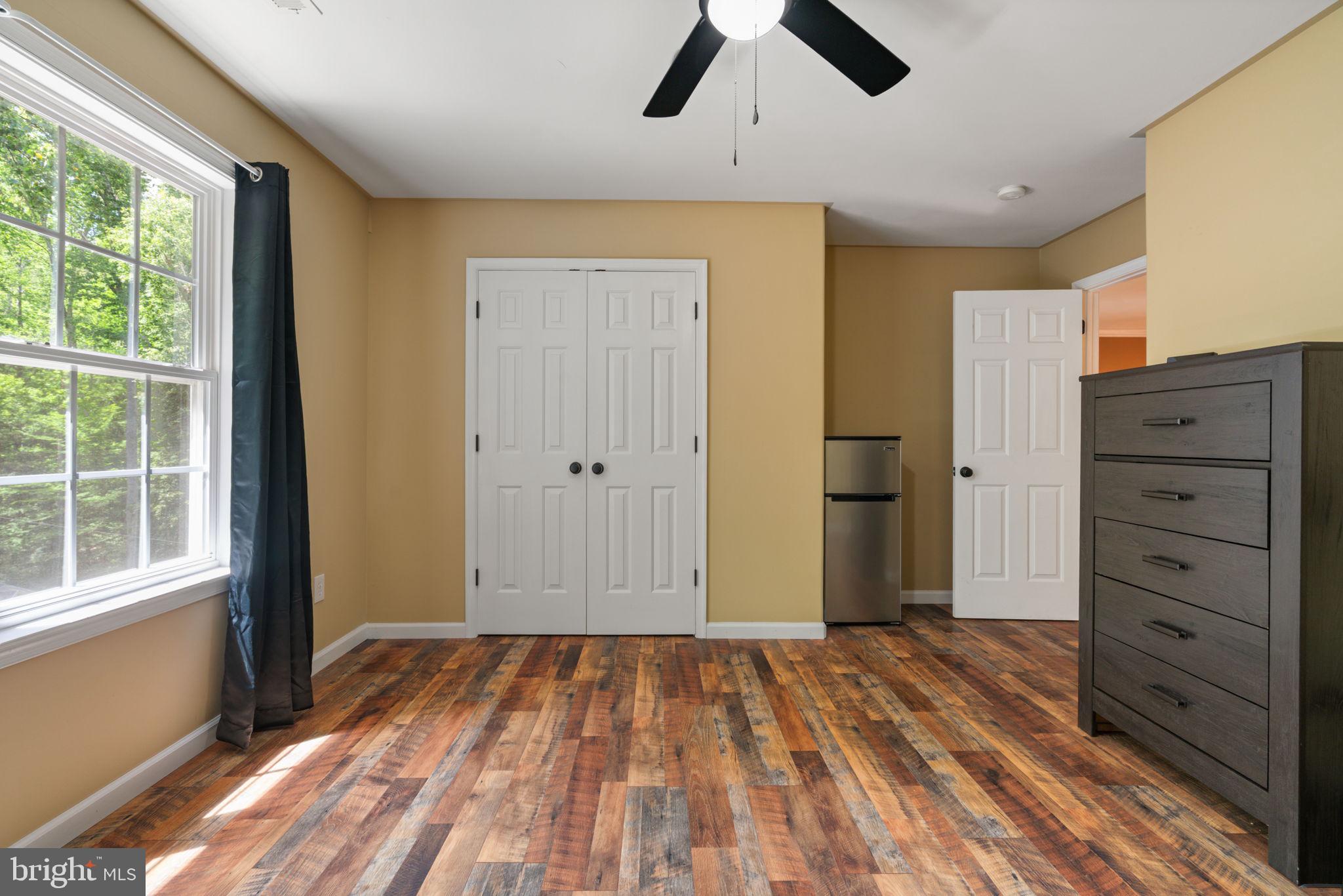 MANOR WOOD ESTATES - Residential