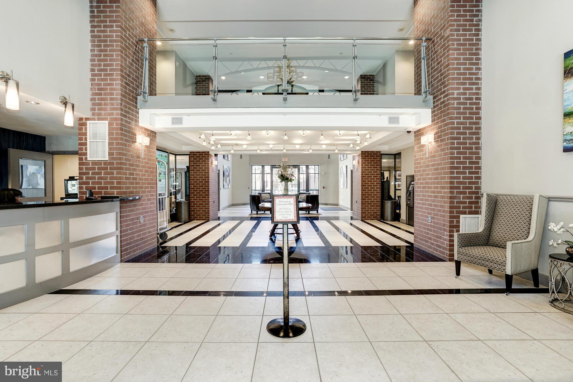 CLARENDON - Residential