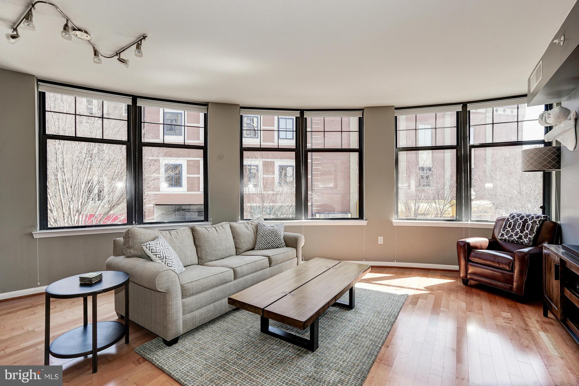 CLARENDON - Residential