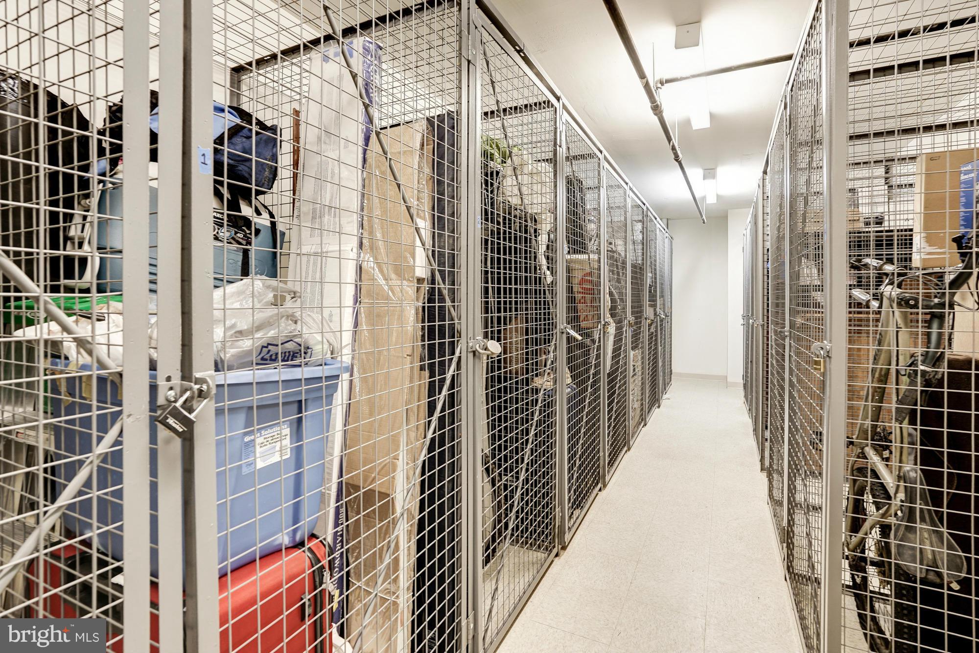 CLARENDON - Residential