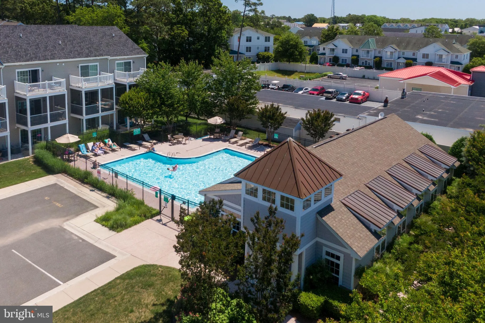 Rehoboth Beach, Delaware 19971, United States, 3 Bedrooms Bedrooms, ,4 BathroomsBathrooms,Residential,Active,147829