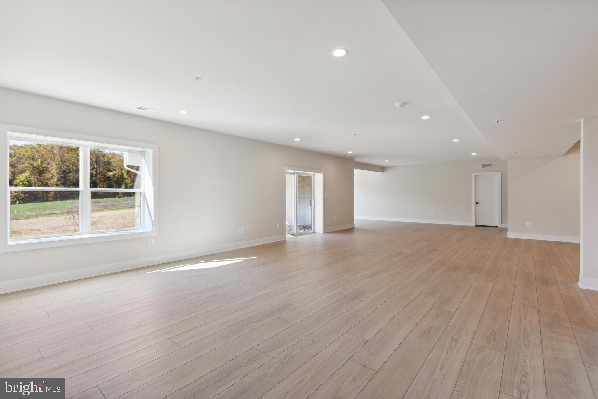 KINGSLEY WOODS - Residential