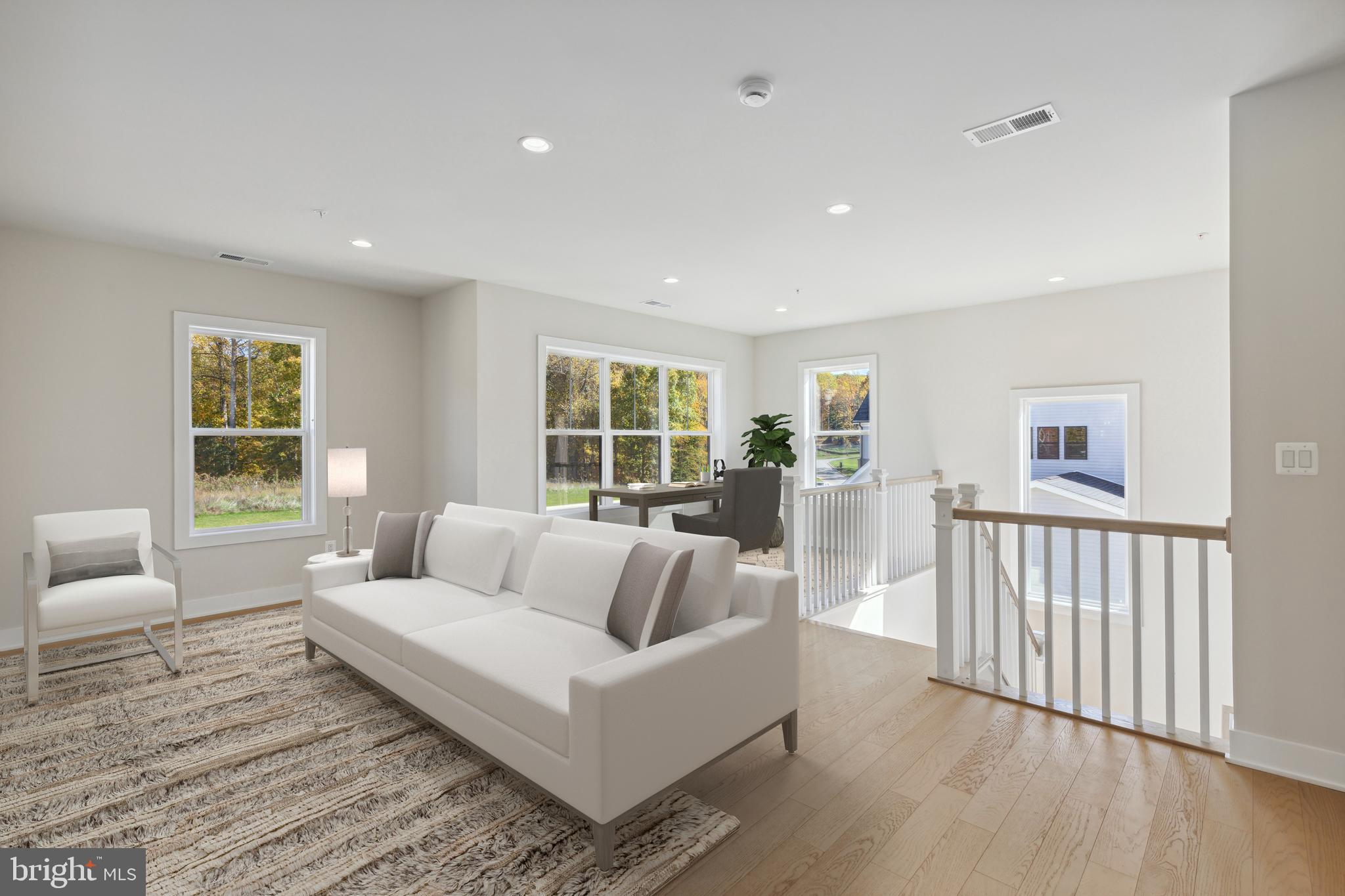 KINGSLEY WOODS - Residential