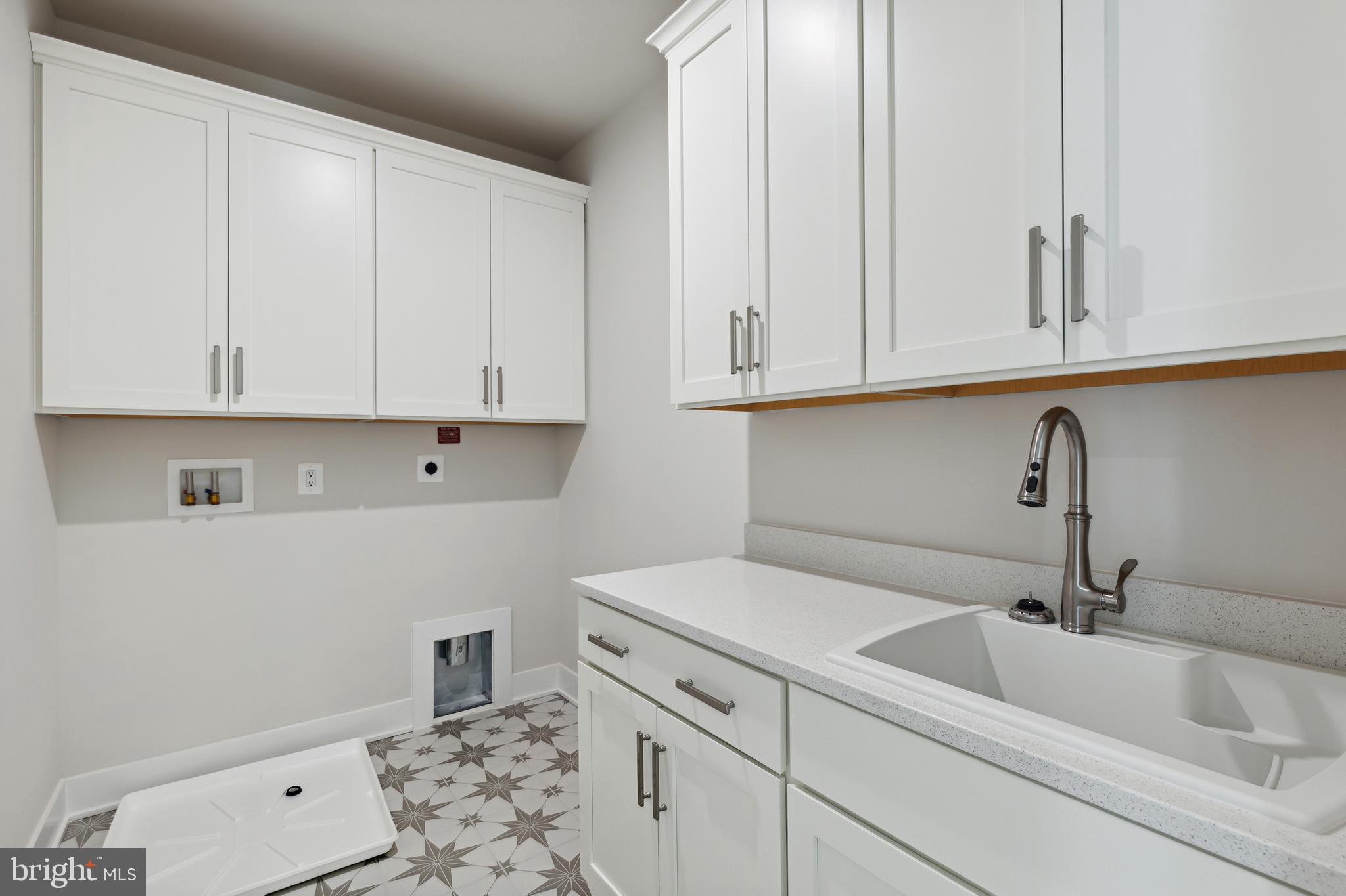 KINGSLEY WOODS - Residential