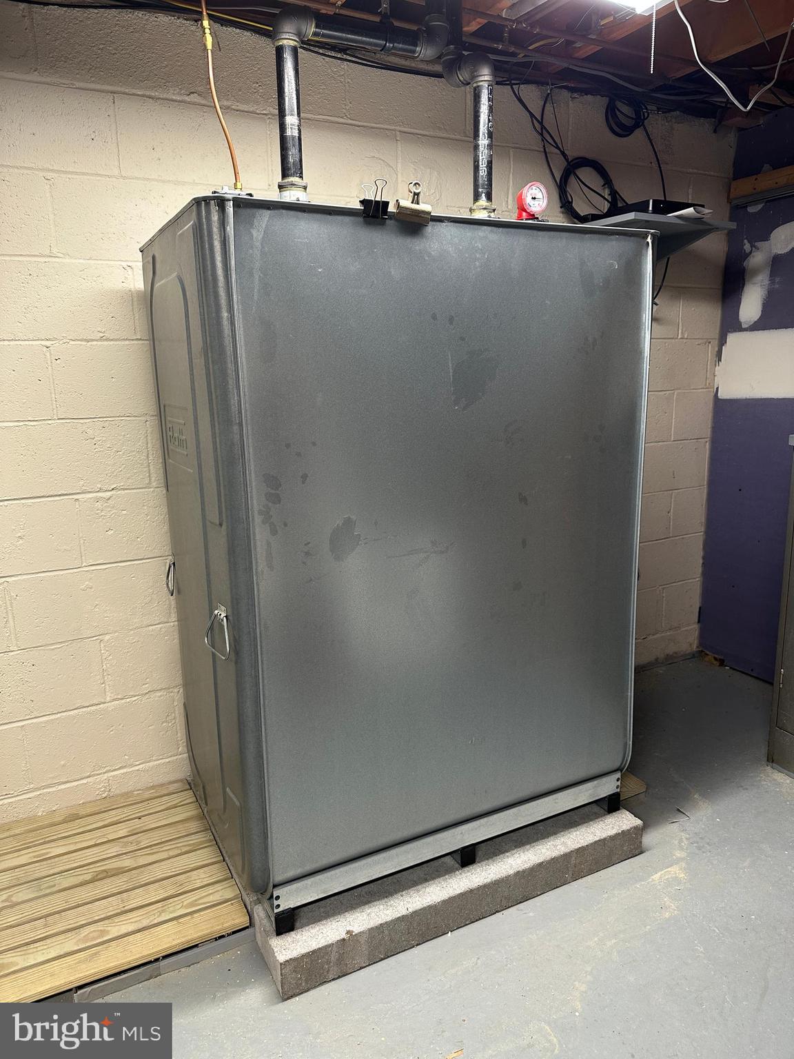 CLOVER CREST - Residential