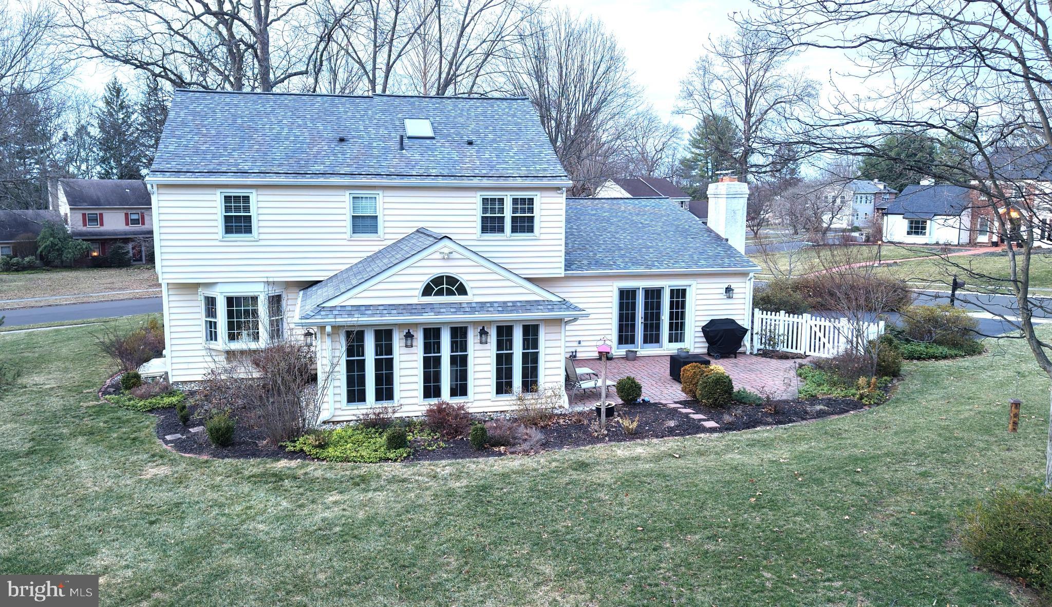 CLOVER CREST - Residential