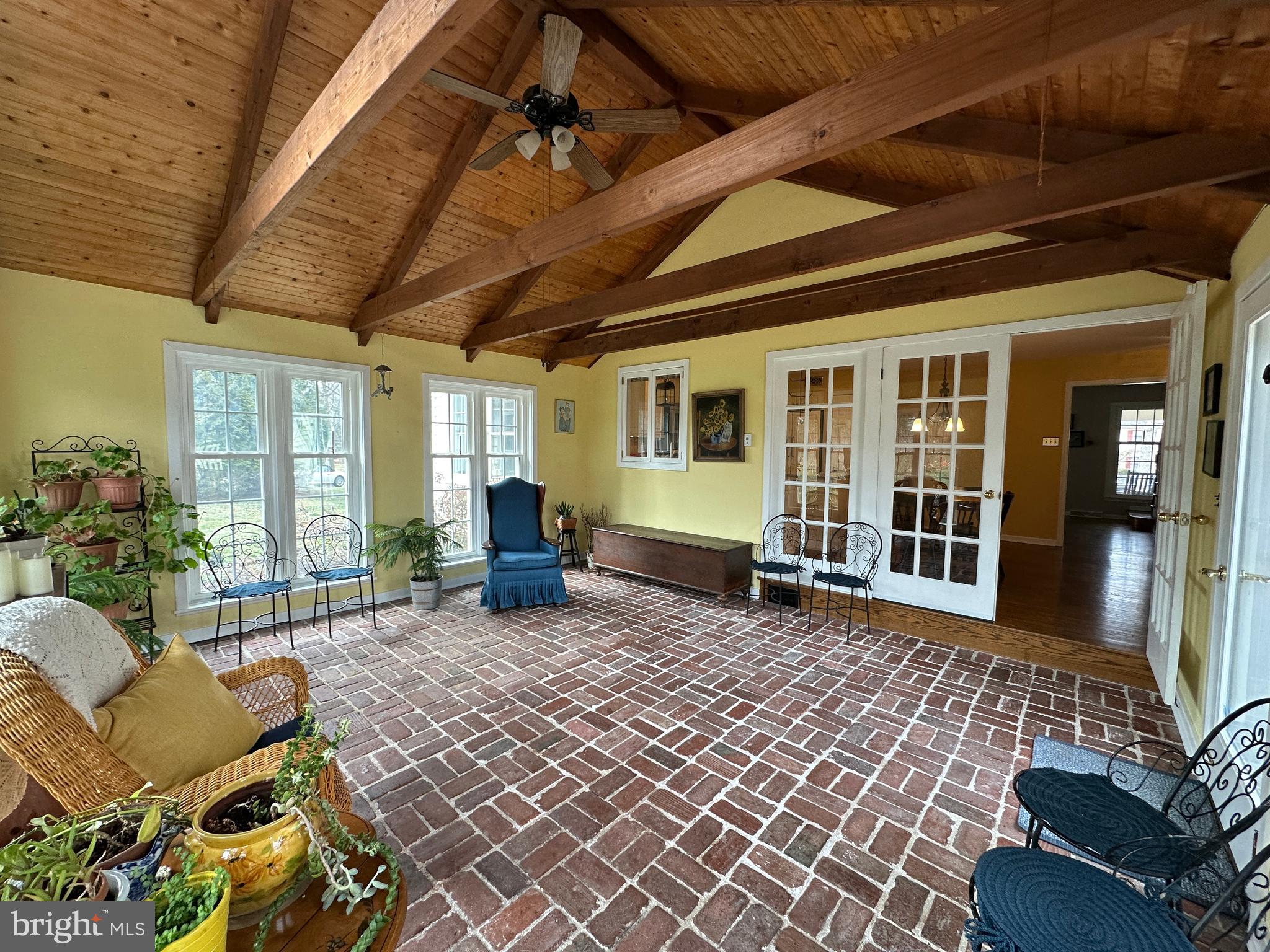 CLOVER CREST - Residential