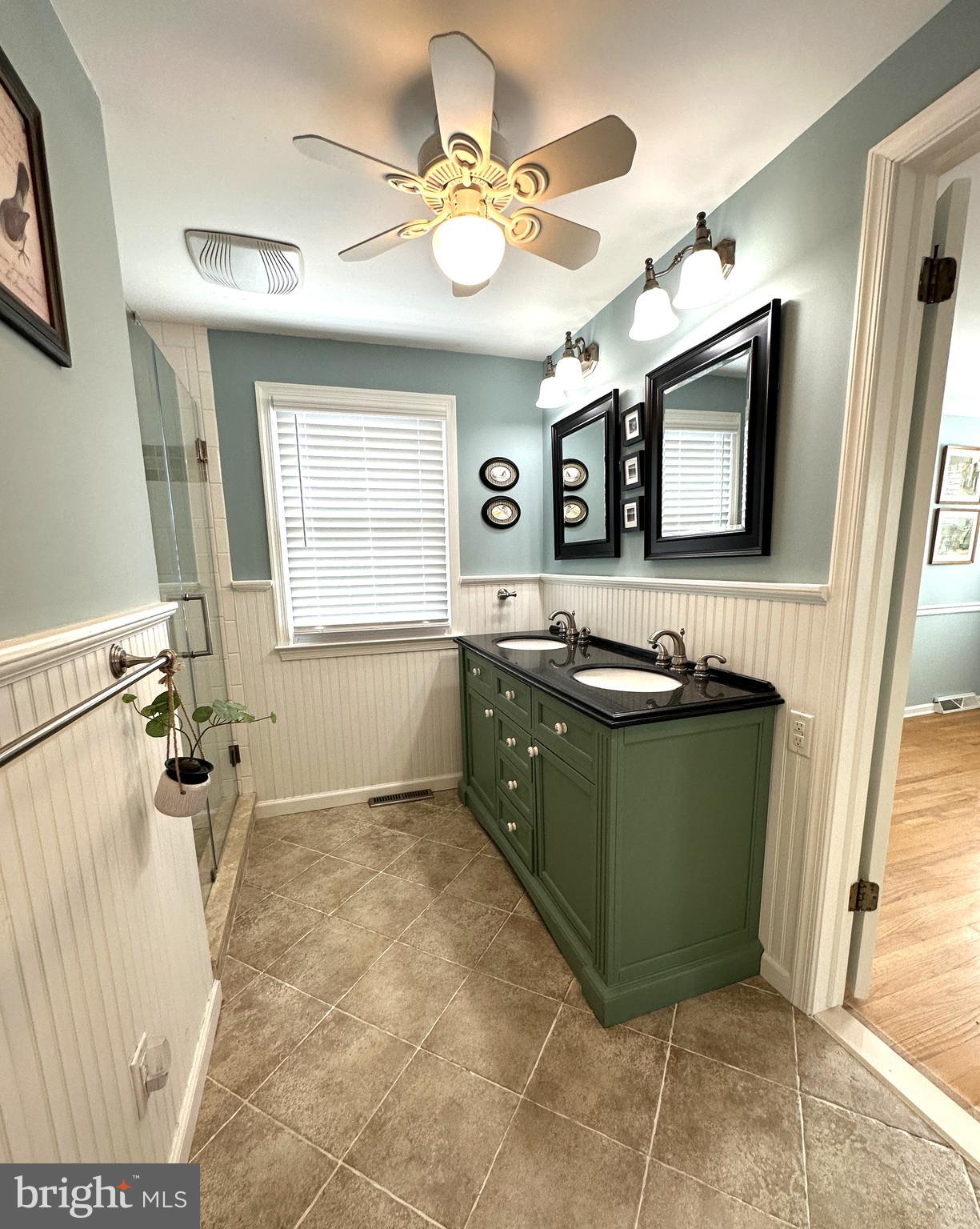 CLOVER CREST - Residential