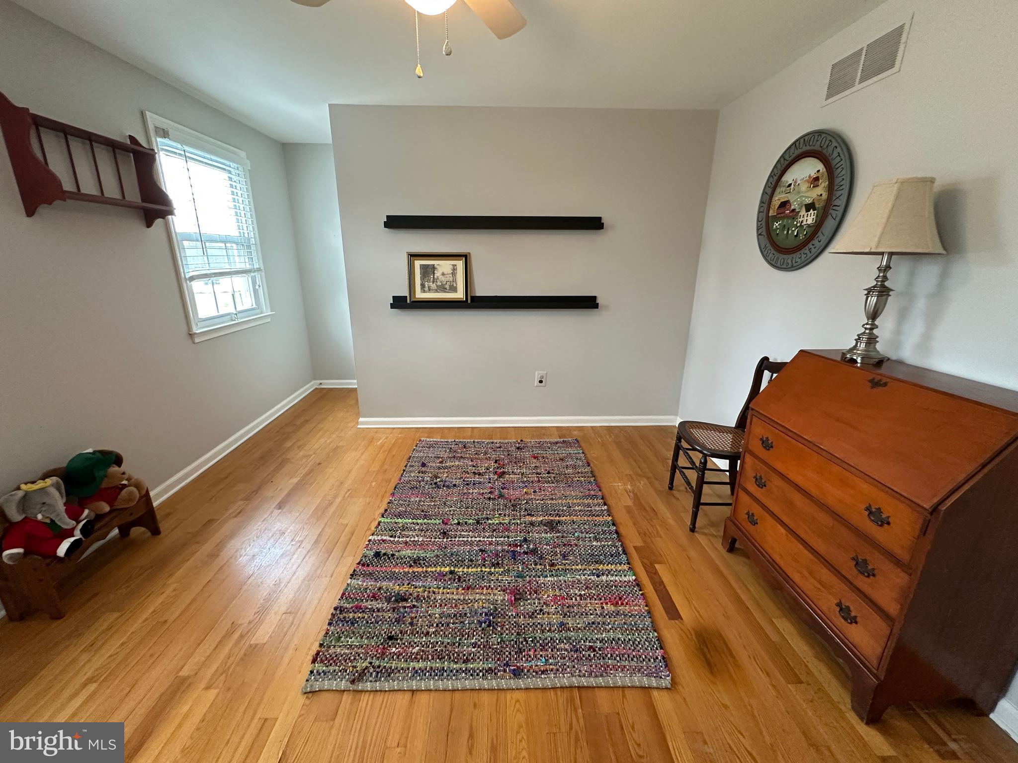 CLOVER CREST - Residential