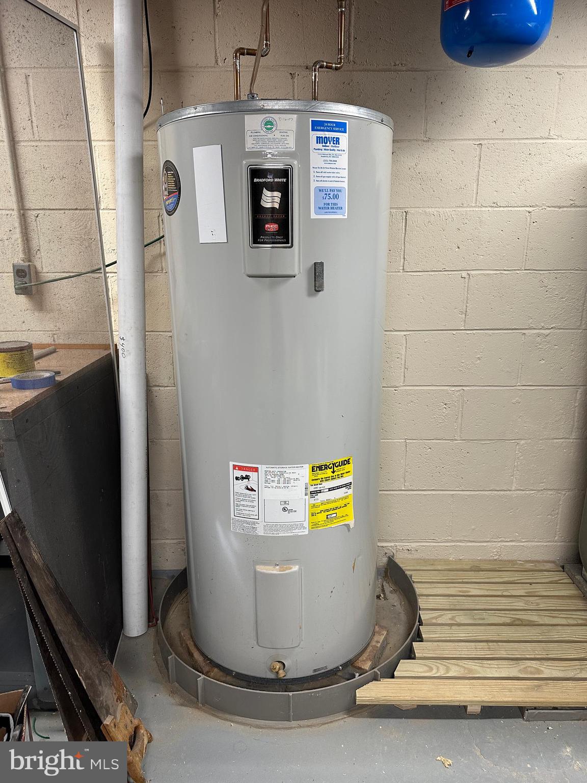 CLOVER CREST - Residential