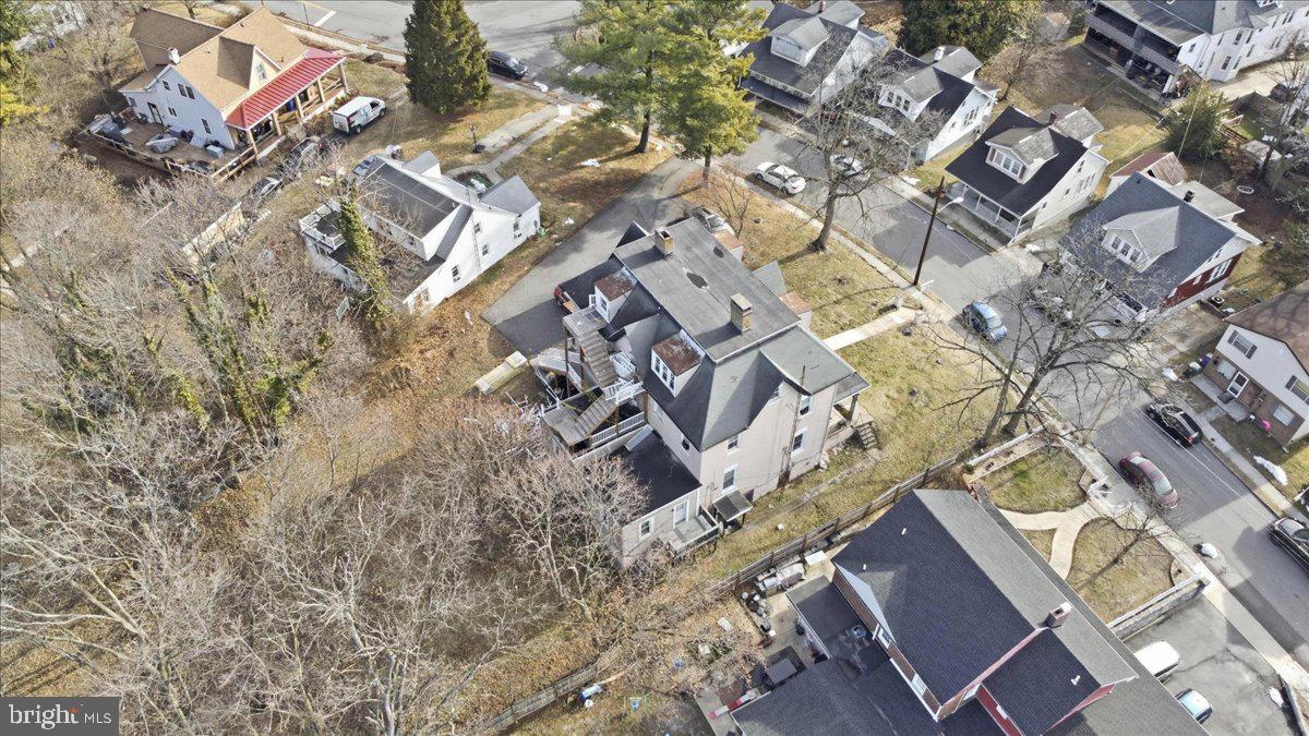 671 HIGHLAND WAY