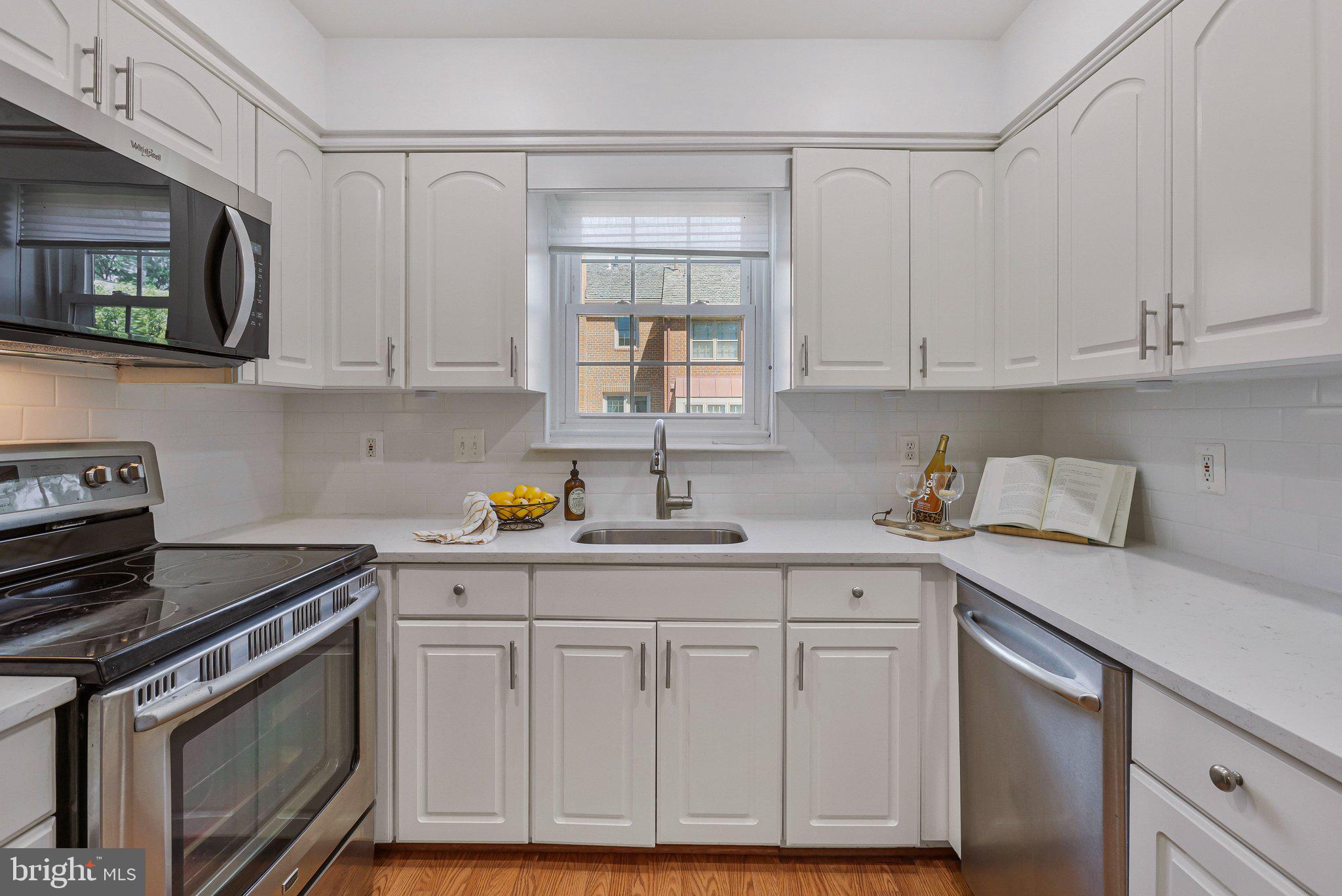 2655 CENTENNIAL COURT