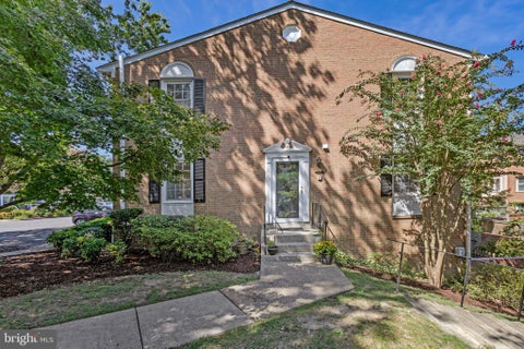 Photo of 2655 Centennial Court, ALEXANDRIA, VA 22311 (MLS # VAAX2065414)