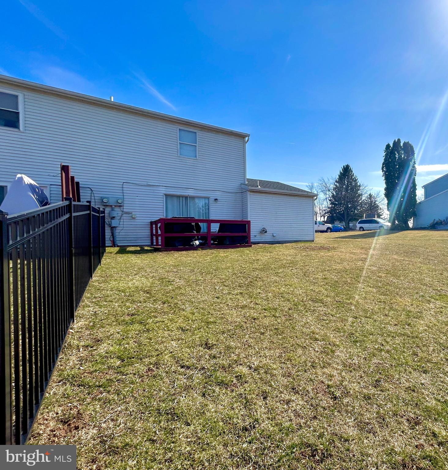 WALNUT MILLS - Residential