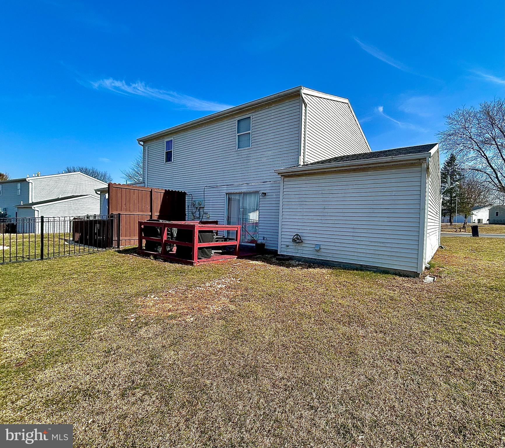 WALNUT MILLS - Residential