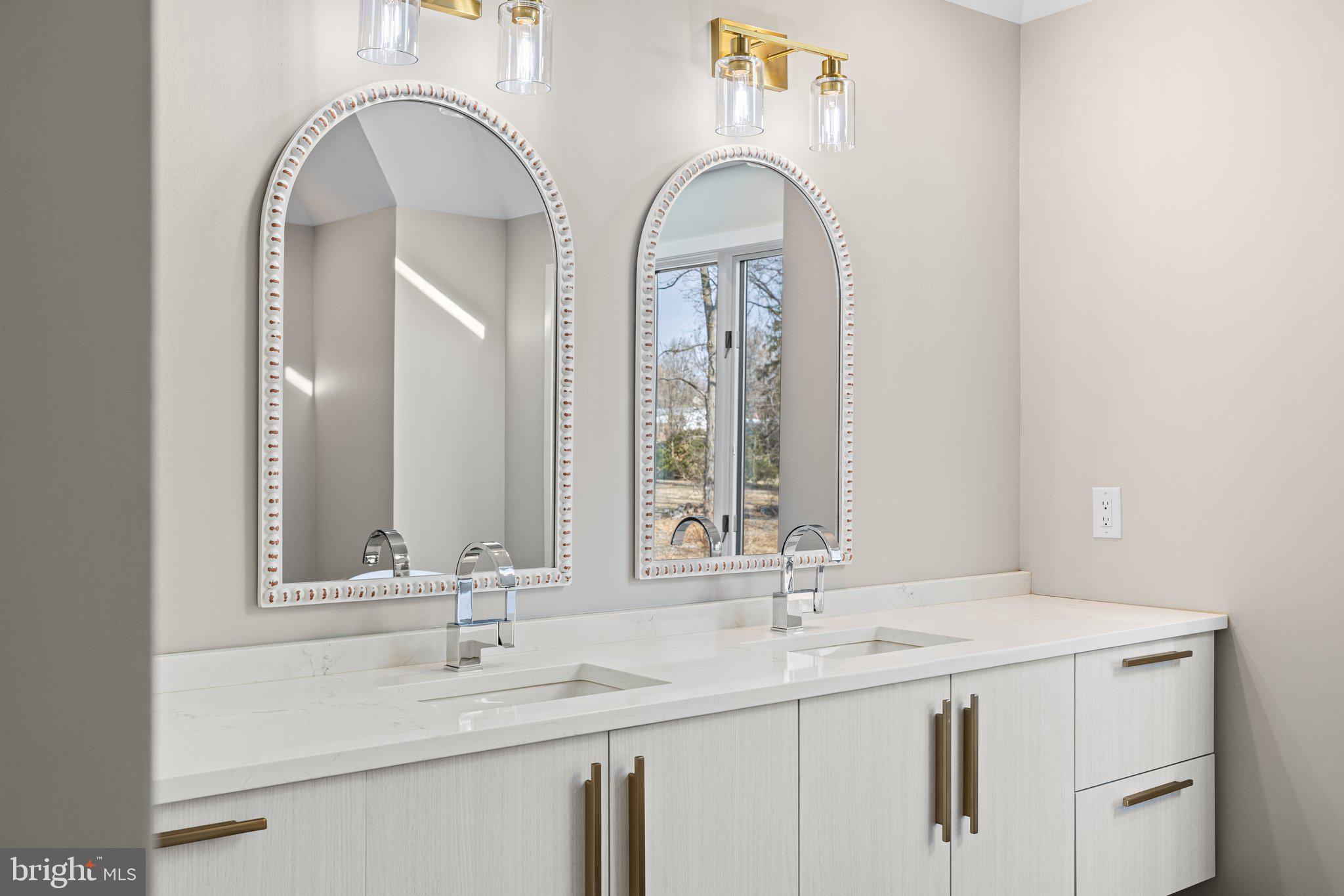 MAPLE GLEN - Residential