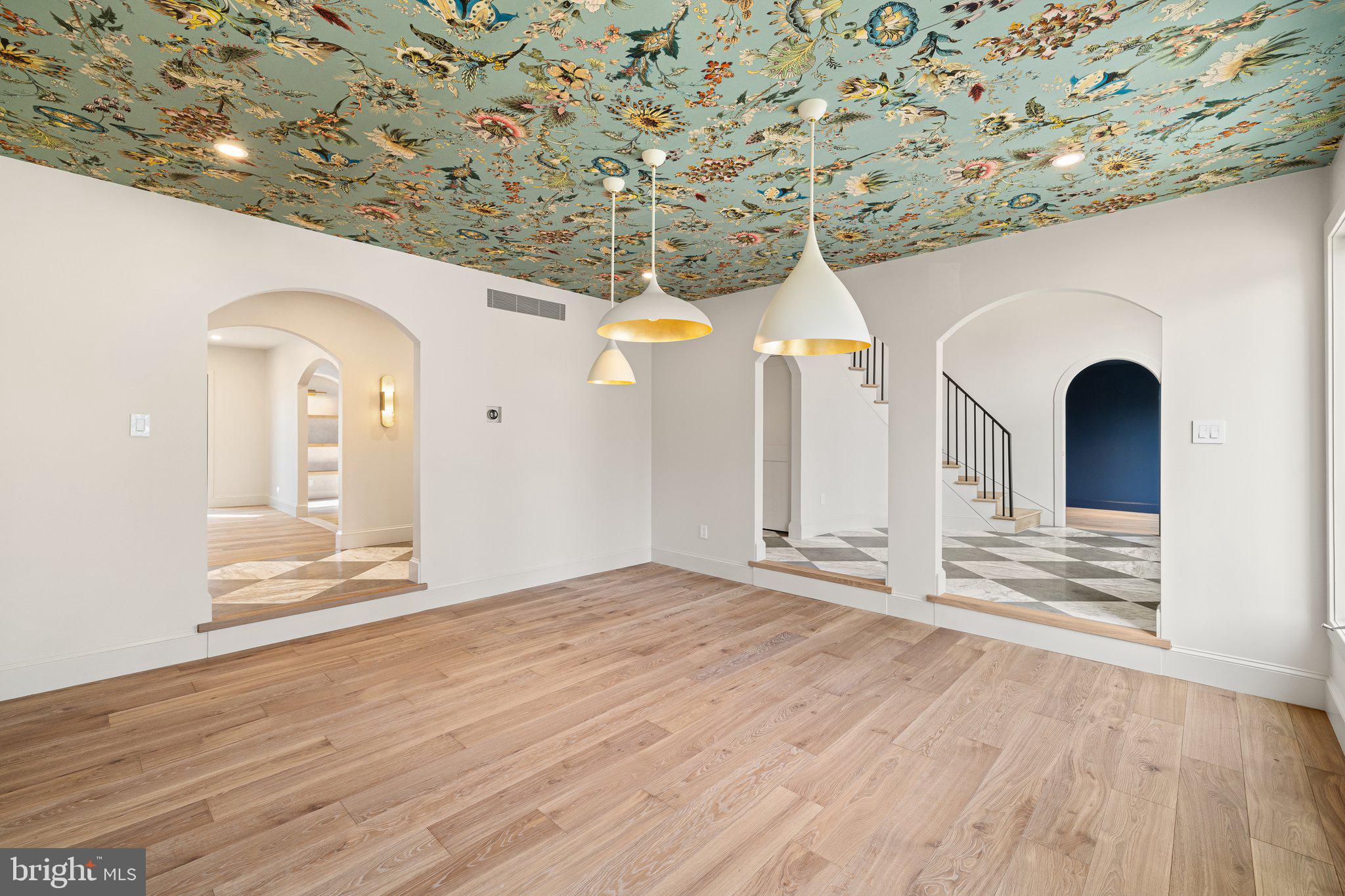 MAPLE GLEN - Residential