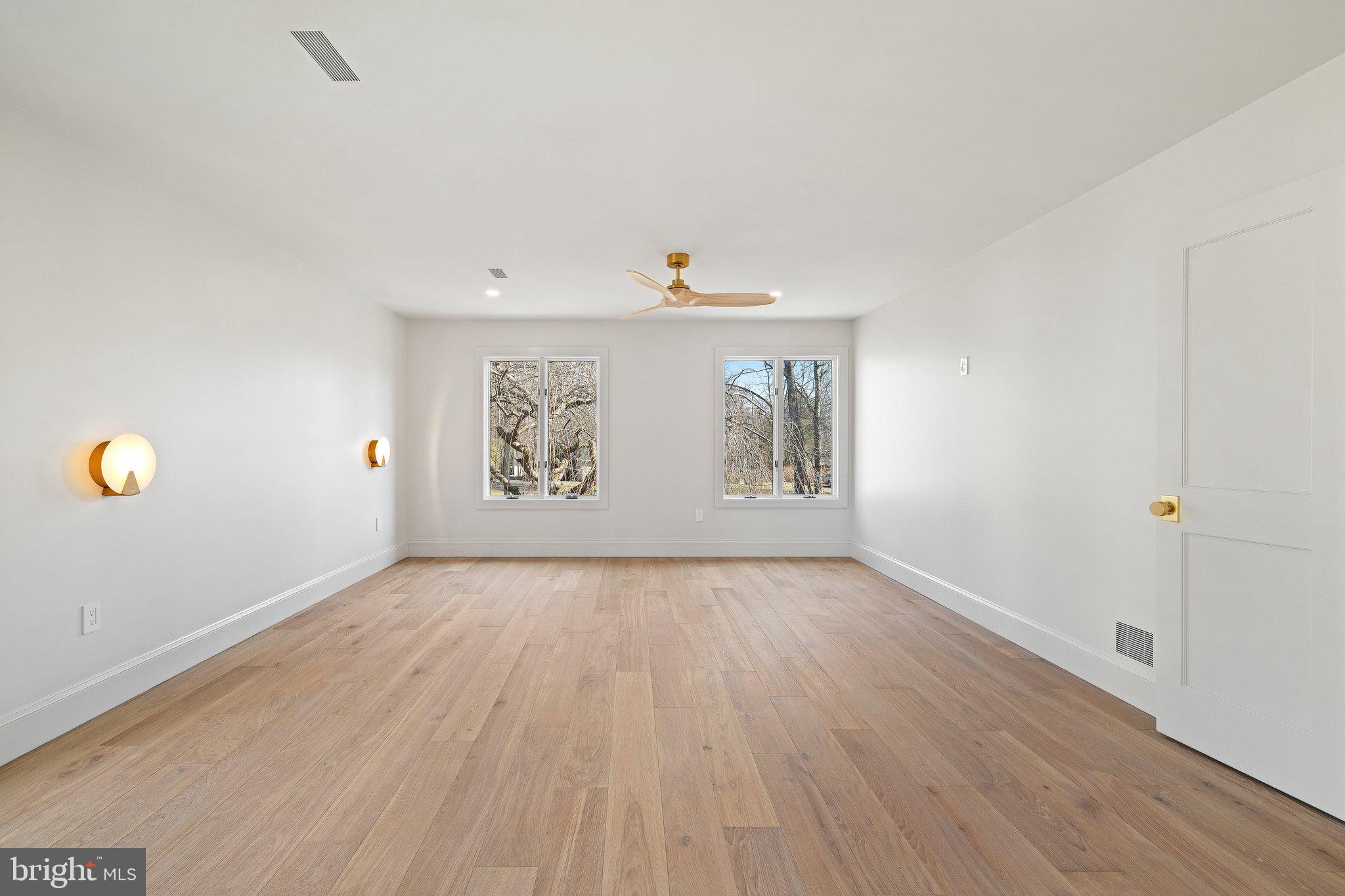 MAPLE GLEN - Residential