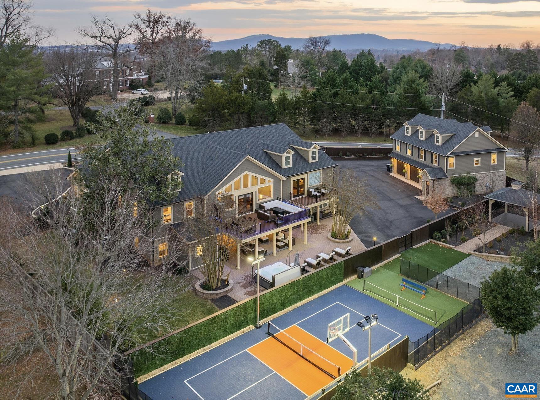 NORTHFIELDS - Residential