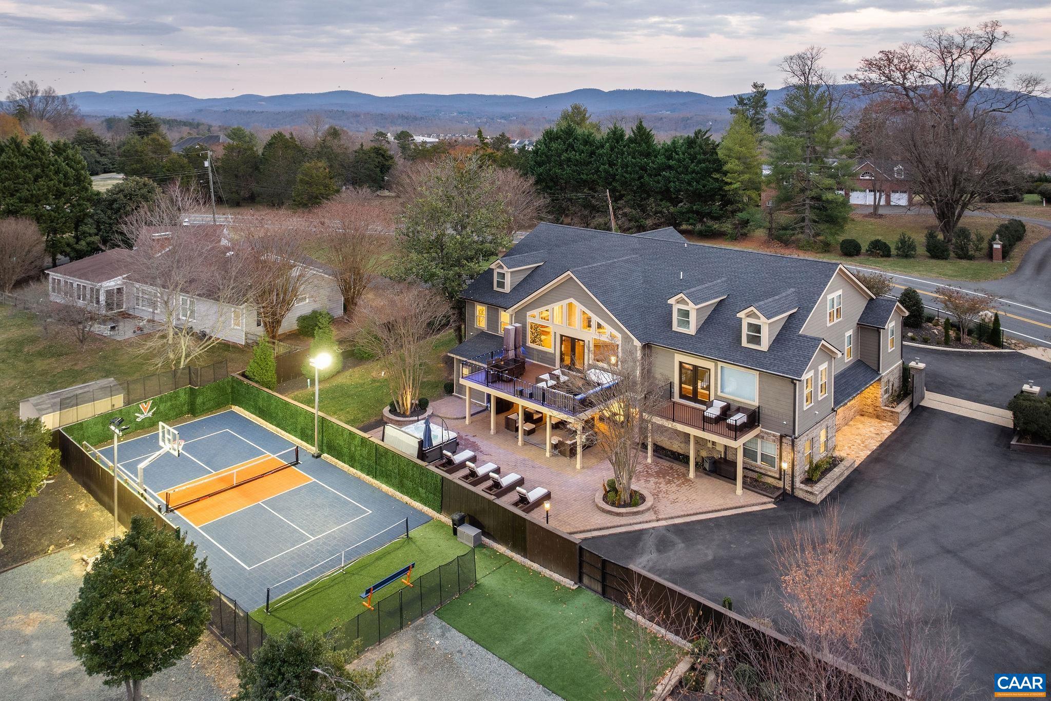 NORTHFIELDS - Residential