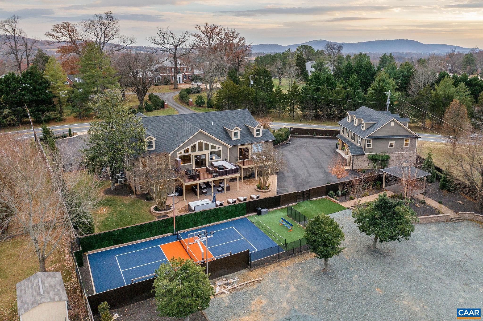 NORTHFIELDS - Residential