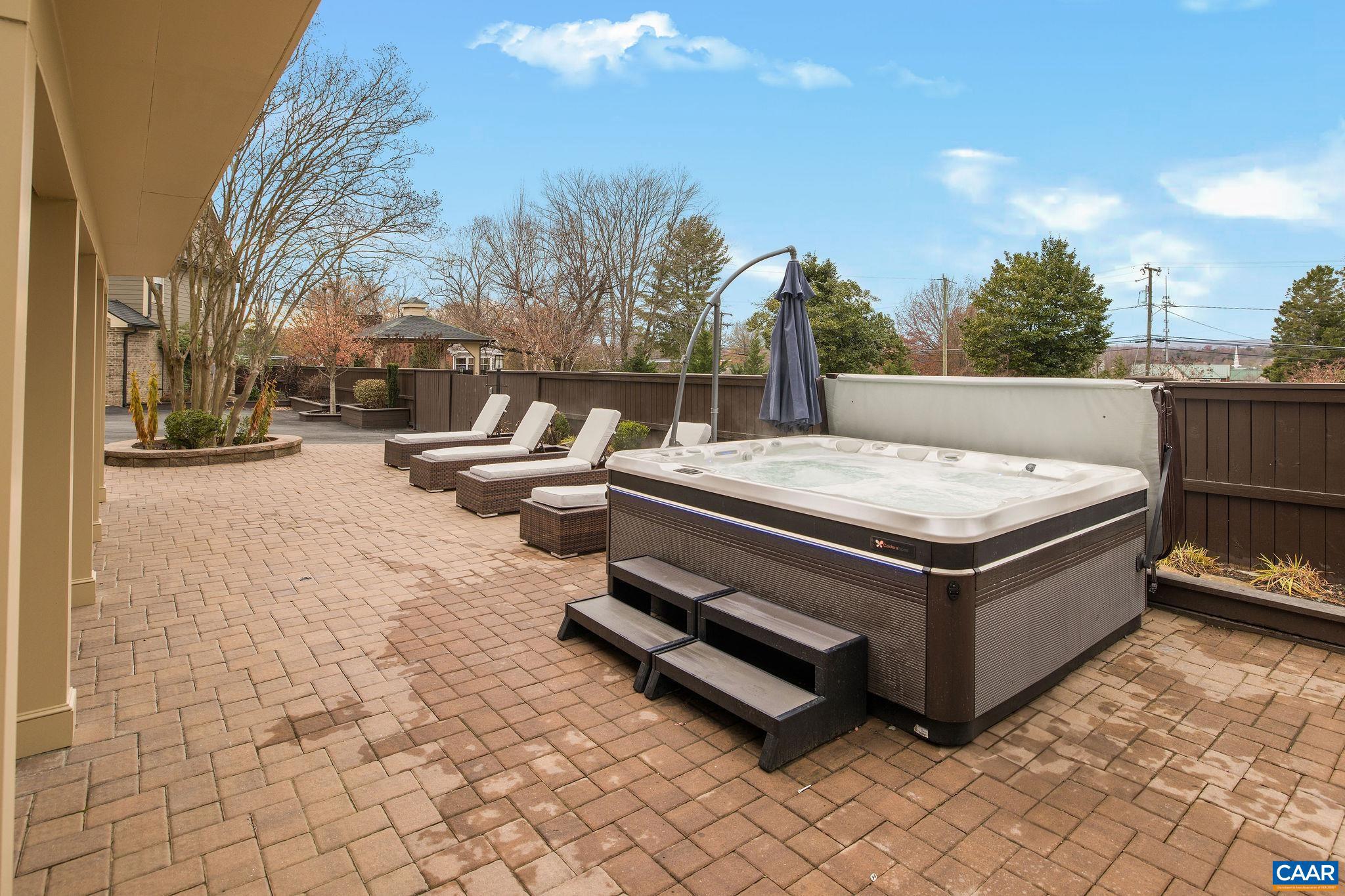 NORTHFIELDS - Residential