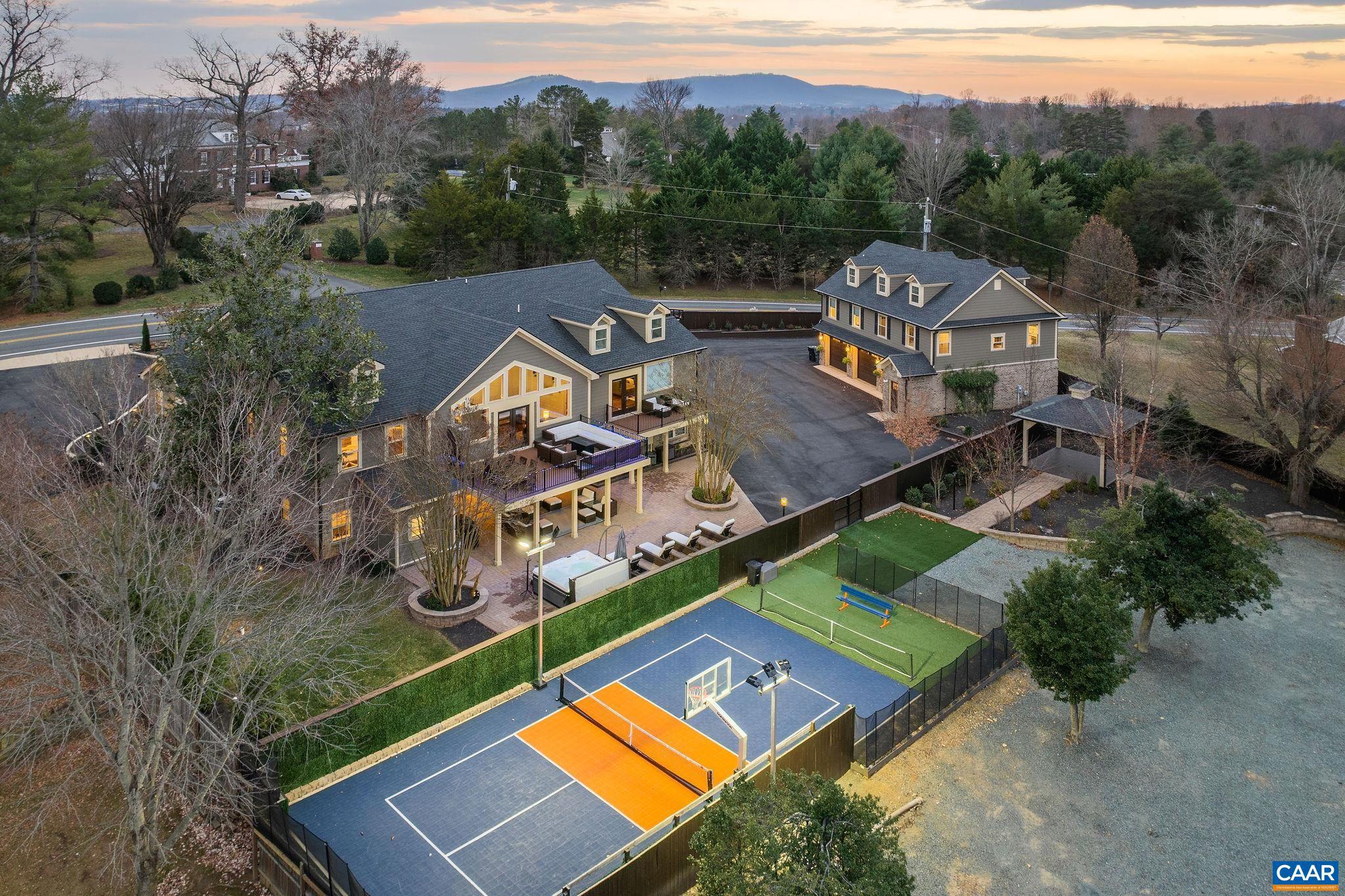 NORTHFIELDS - Residential