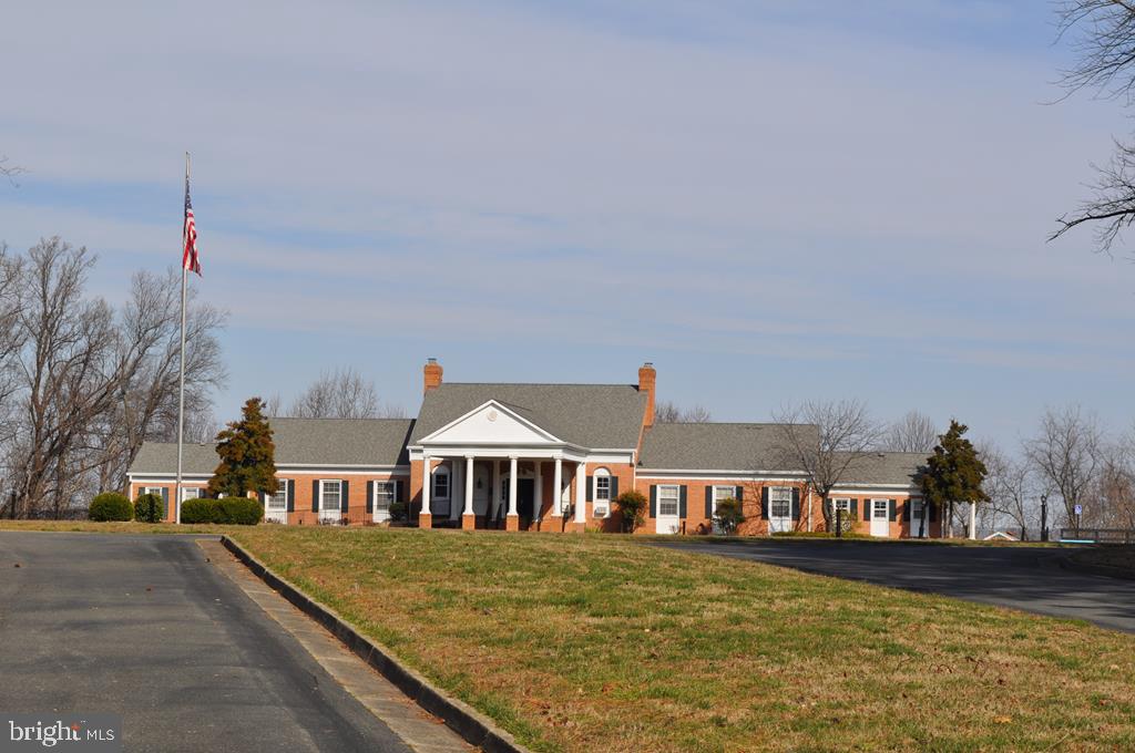 1092 S INDEPENDENCE DRIVE