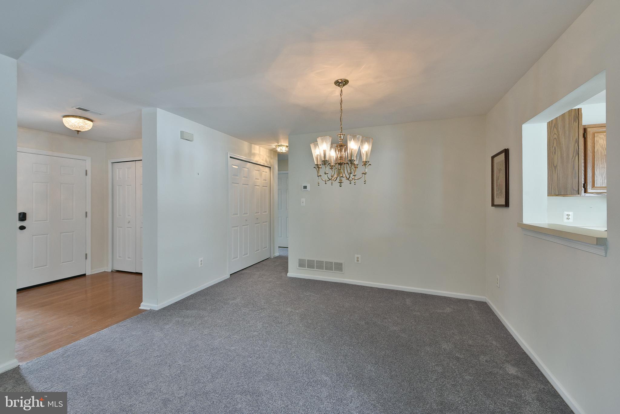 CEDAR HOLLOW - Residential