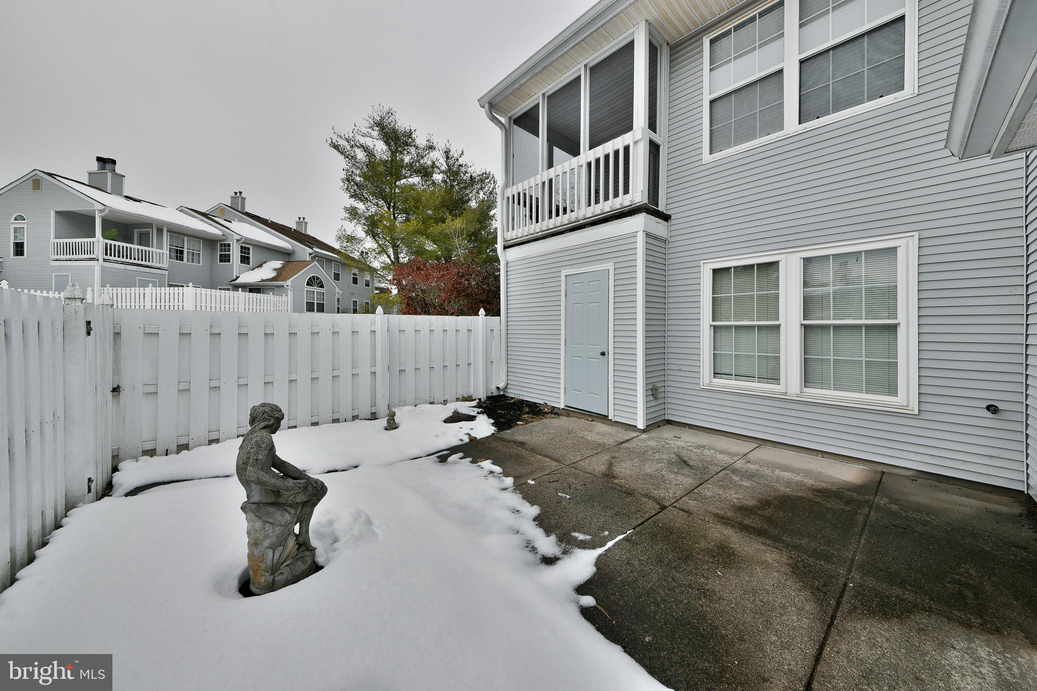 CEDAR HOLLOW - Residential