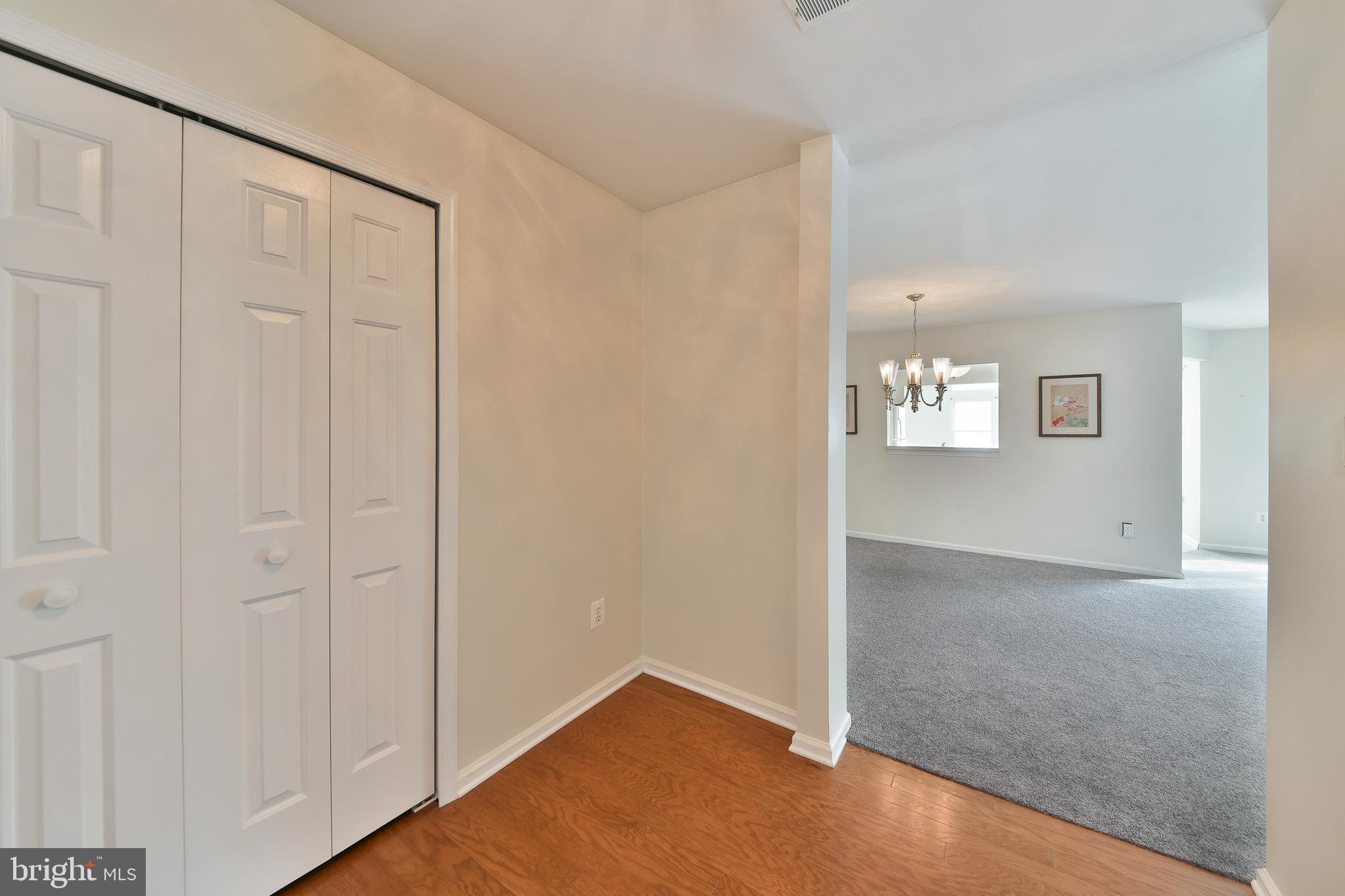 CEDAR HOLLOW - Residential