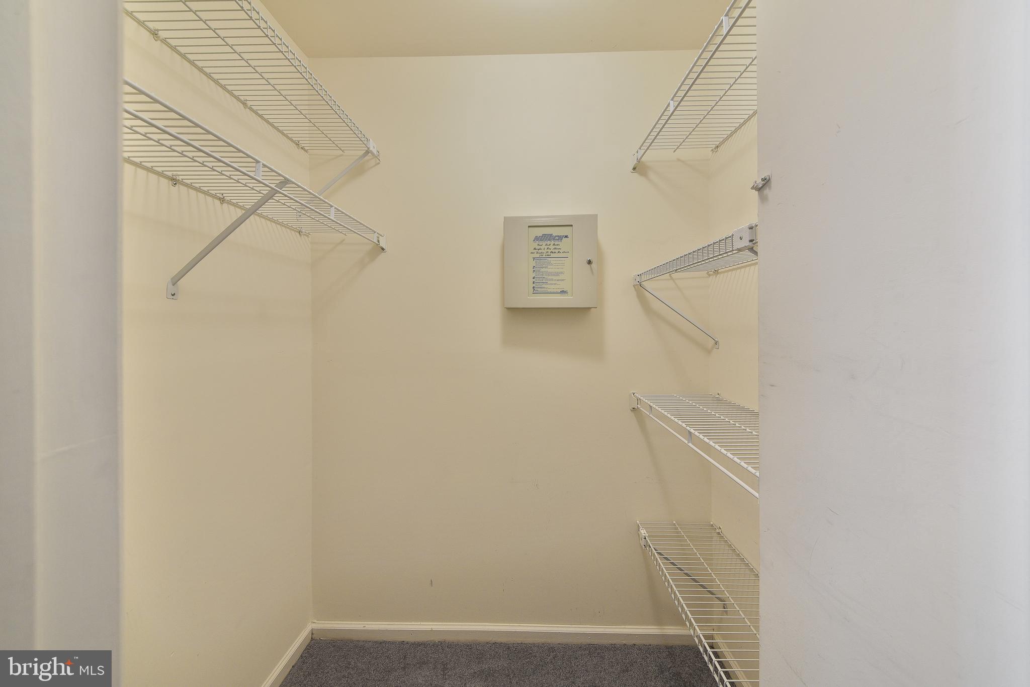 CEDAR HOLLOW - Residential