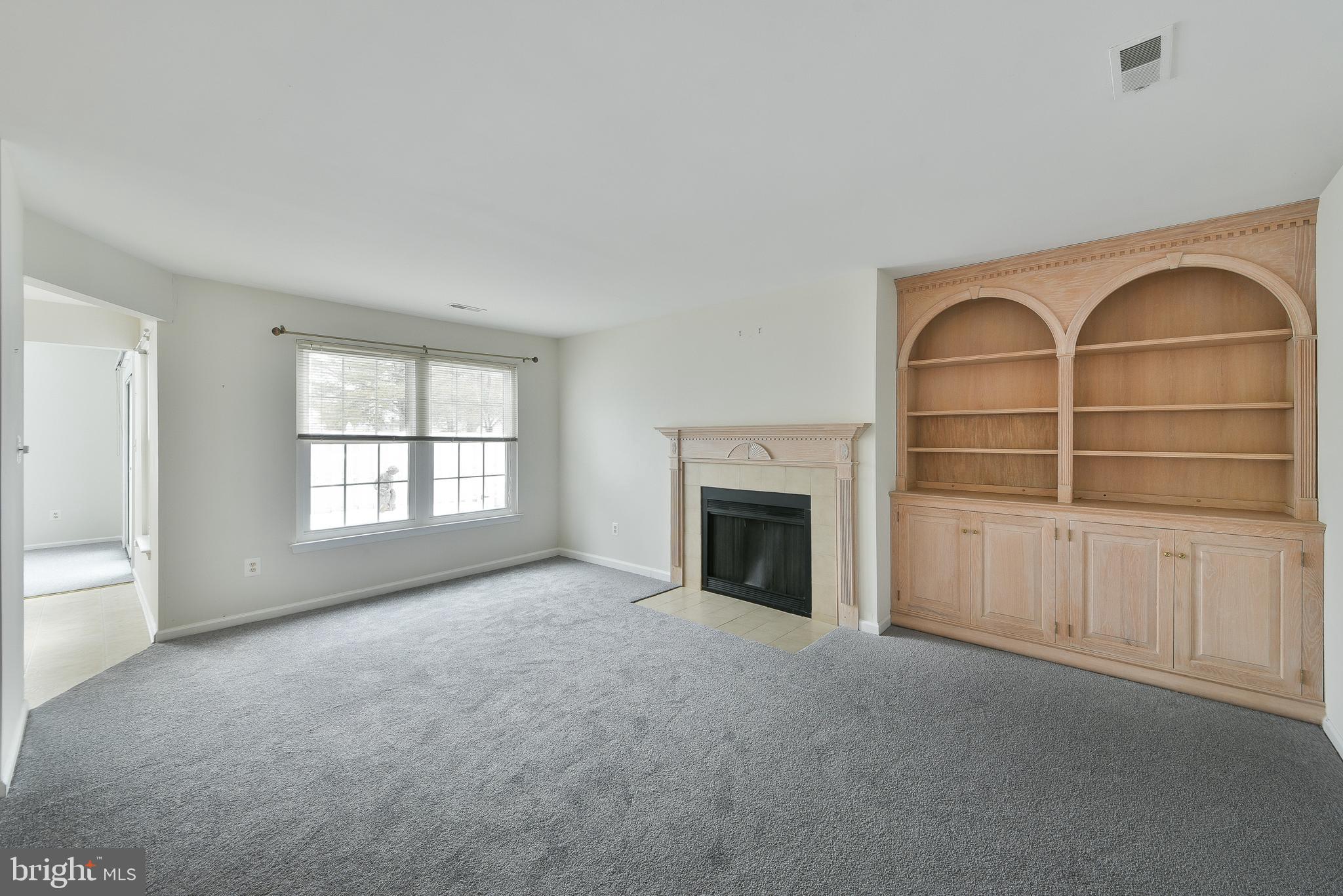 CEDAR HOLLOW - Residential