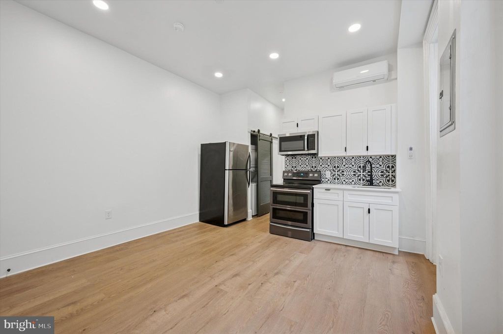 Photo of 1637 W Girard Avenue #2, PHILADELPHIA, PA 19130 (MLS # PAPH2549950)