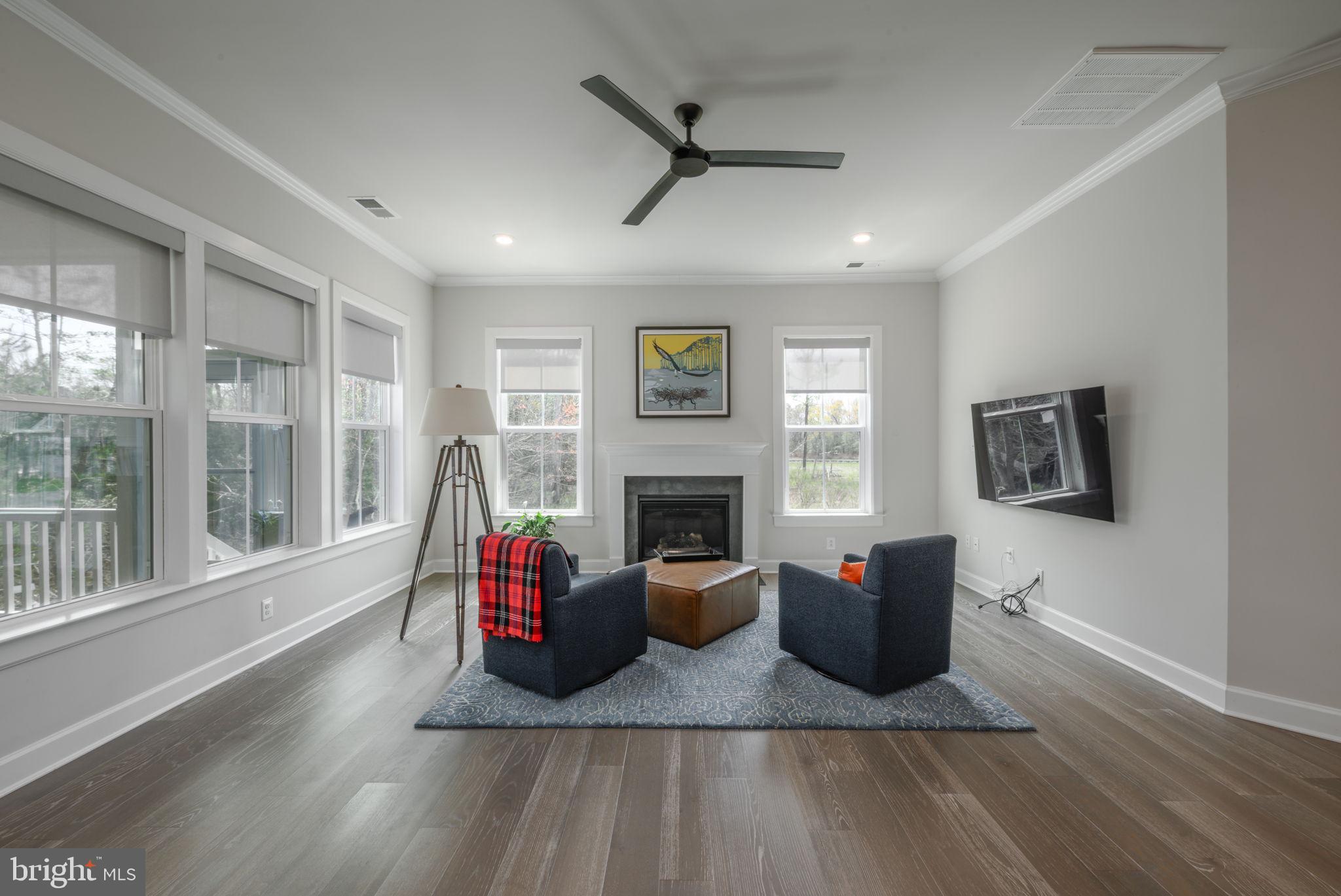 WOODS AT ARNELL CREEK - Residential