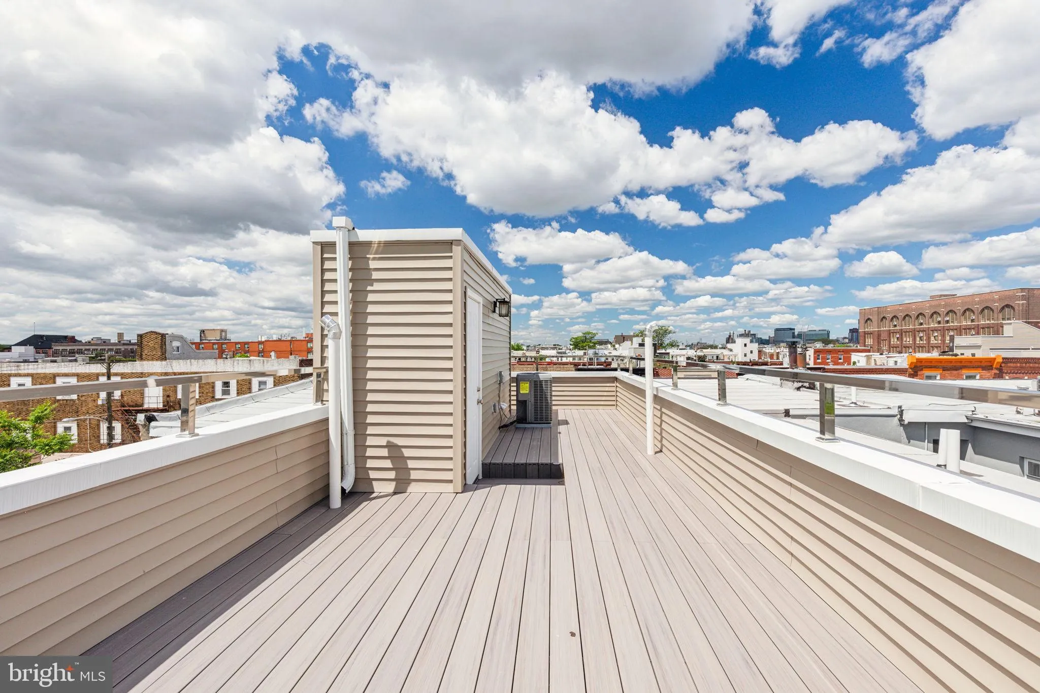 Philadelphia, Pennsylvania 19146, United States, 5 Bedrooms Bedrooms, ,5 BathroomsBathrooms,Residential,Contingent,14616