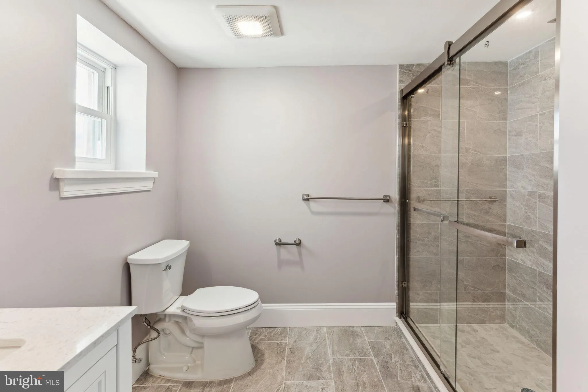 Philadelphia, Pennsylvania 19146, United States, 5 Bedrooms Bedrooms, ,5 BathroomsBathrooms,Residential,Contingent,14616