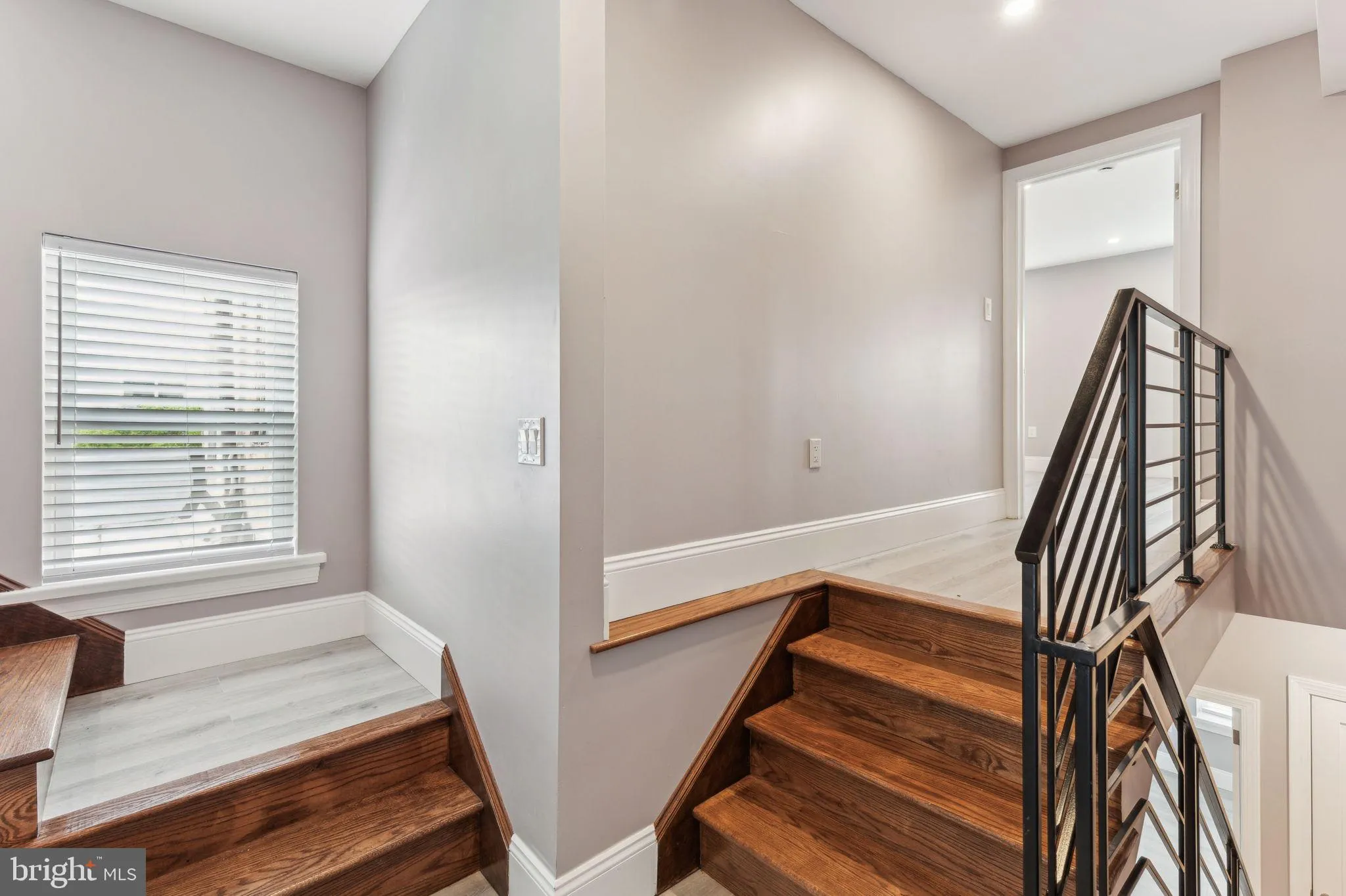 Philadelphia, Pennsylvania 19146, United States, 5 Bedrooms Bedrooms, ,5 BathroomsBathrooms,Residential,Contingent,14616