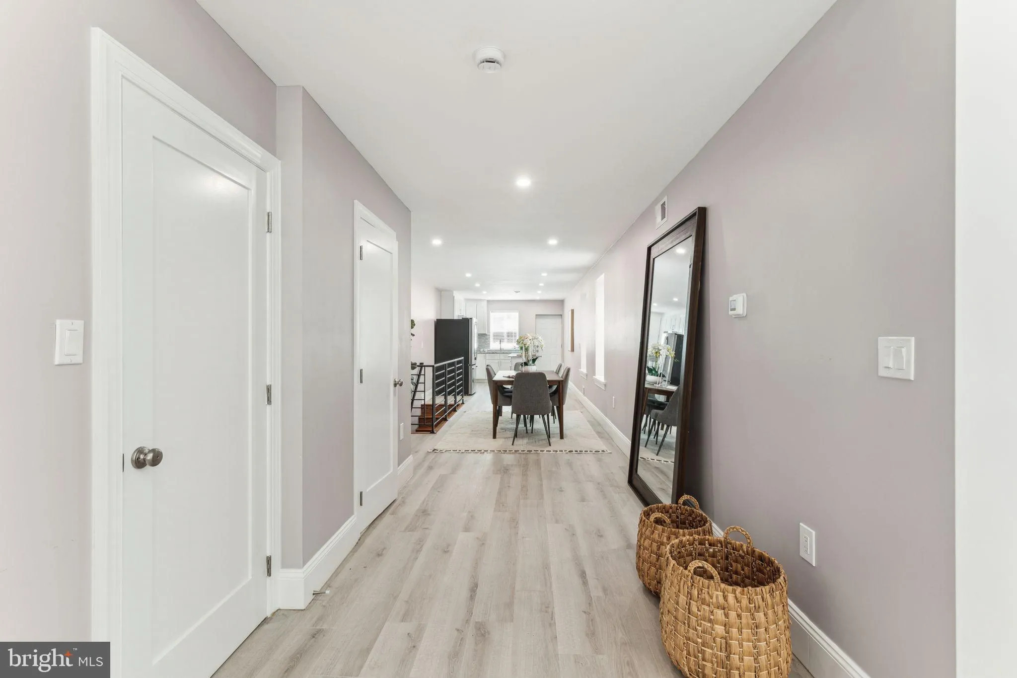 Philadelphia, Pennsylvania 19146, United States, 5 Bedrooms Bedrooms, ,5 BathroomsBathrooms,Residential,Contingent,14616