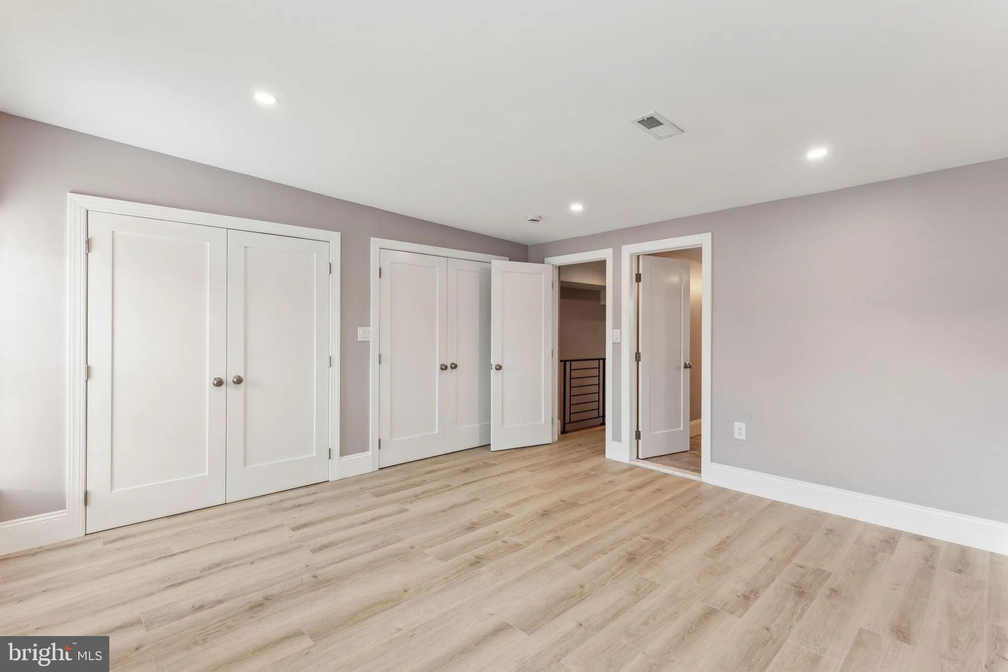 Philadelphia, Pennsylvania 19146, United States, 5 Bedrooms Bedrooms, ,5 BathroomsBathrooms,Residential,Contingent,14616