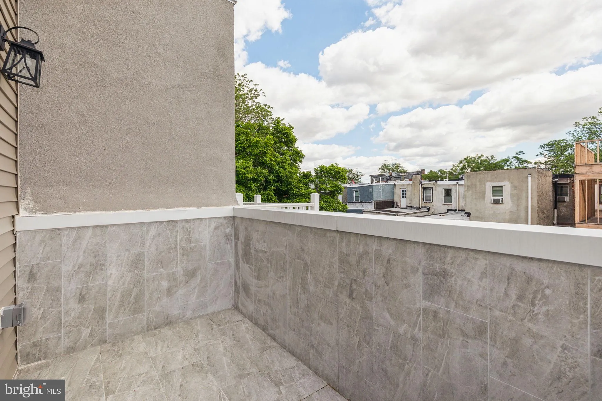 Philadelphia, Pennsylvania 19146, United States, 5 Bedrooms Bedrooms, ,5 BathroomsBathrooms,Residential,Contingent,14616