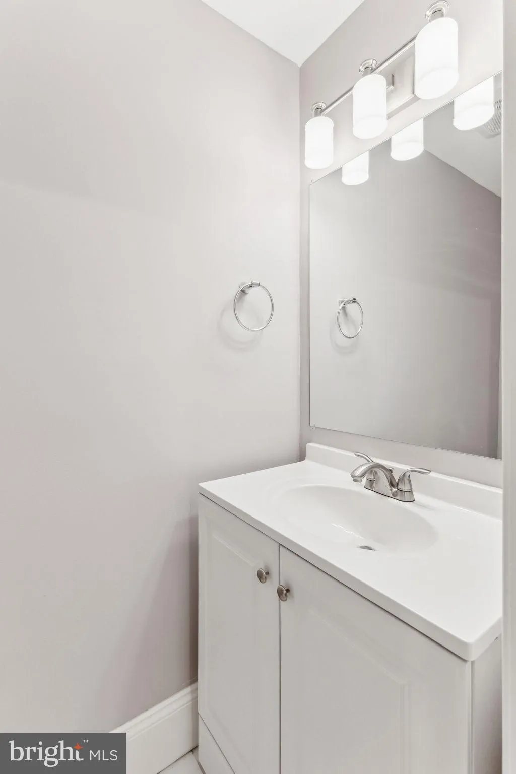 Philadelphia, Pennsylvania 19146, United States, 5 Bedrooms Bedrooms, ,5 BathroomsBathrooms,Residential,Contingent,14616