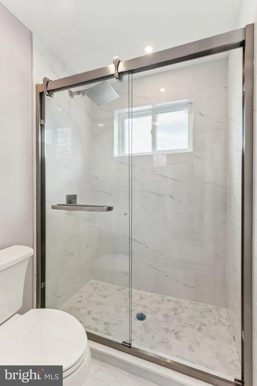 Philadelphia, Pennsylvania 19146, United States, 5 Bedrooms Bedrooms, ,5 BathroomsBathrooms,Residential,Contingent,14616