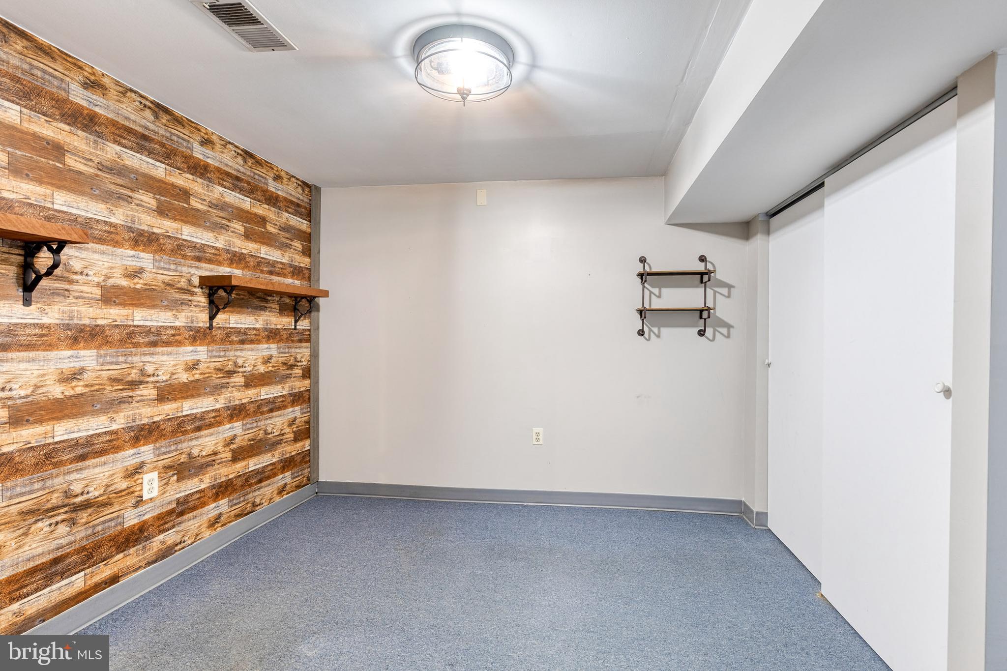 GREENSPRING VALLEY - Residential