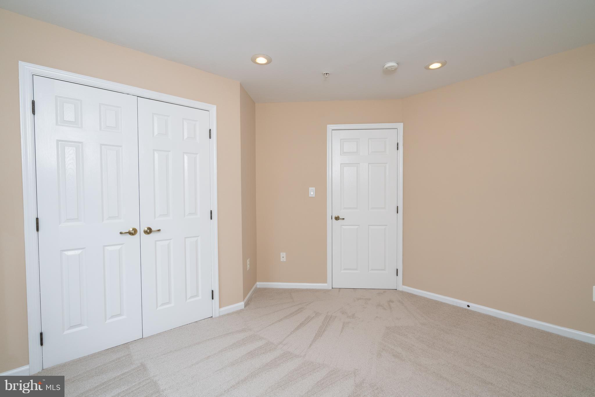 AMBER SPRING - Residential