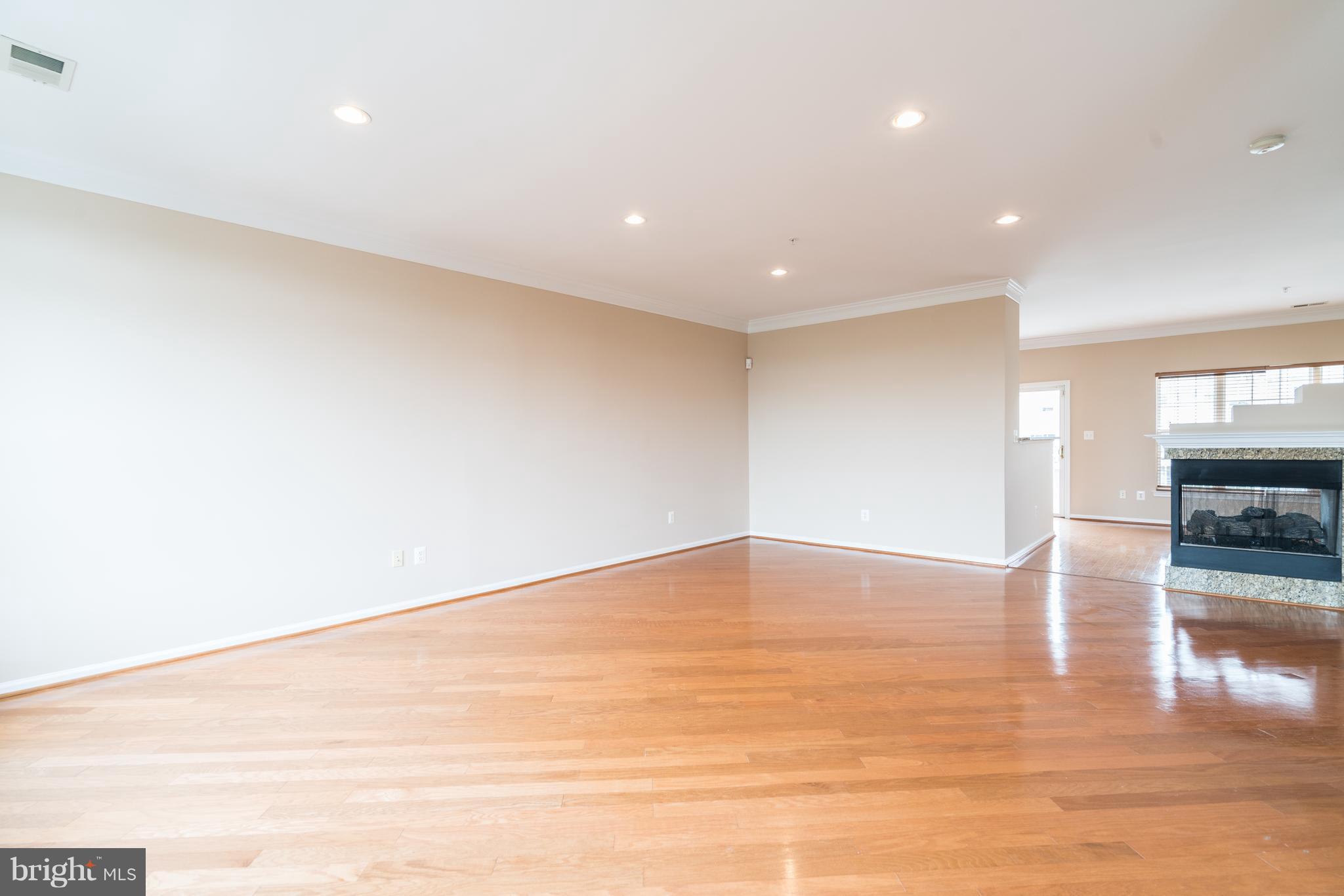 AMBER SPRING - Residential