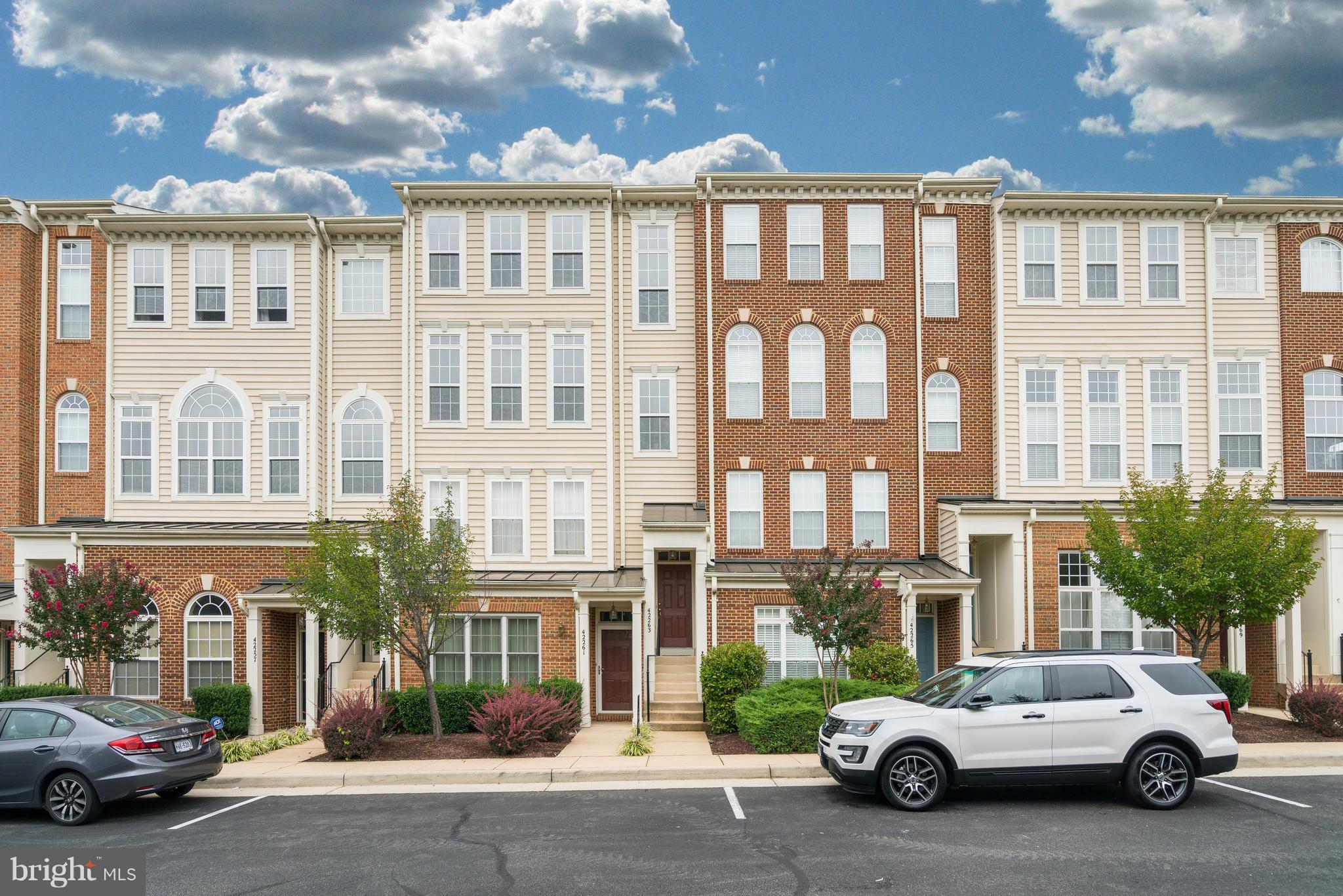 AMBER SPRING - Residential