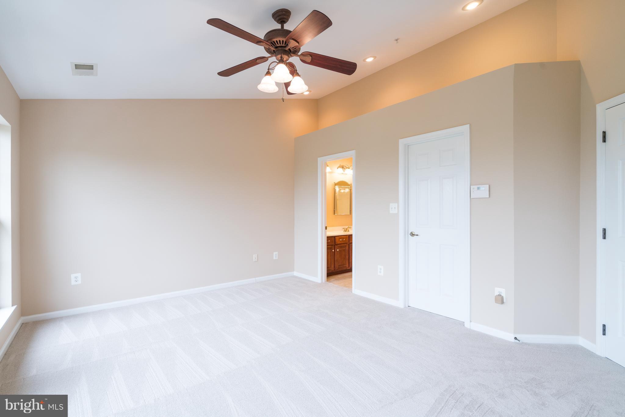 AMBER SPRING - Residential