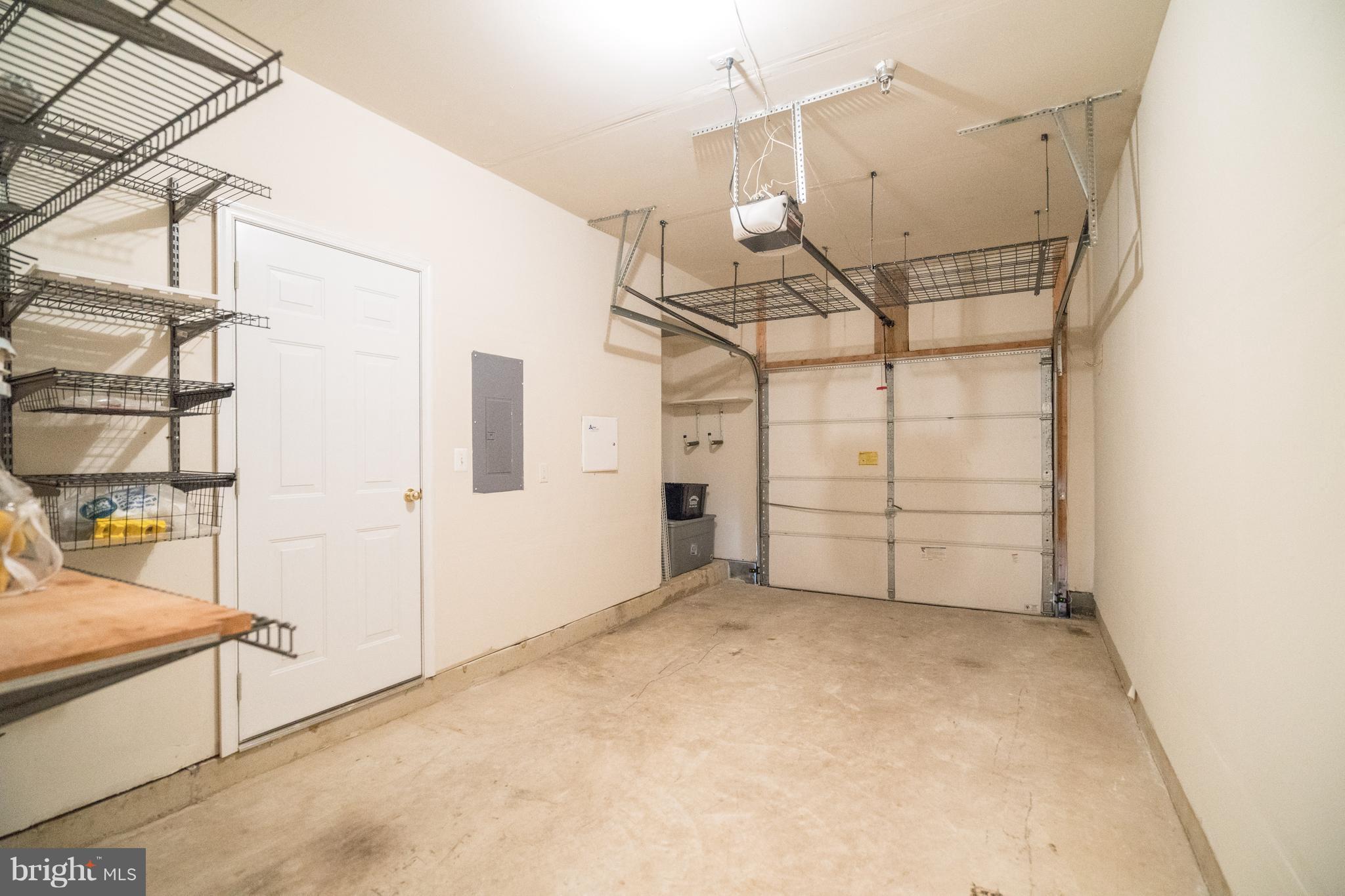 AMBER SPRING - Residential