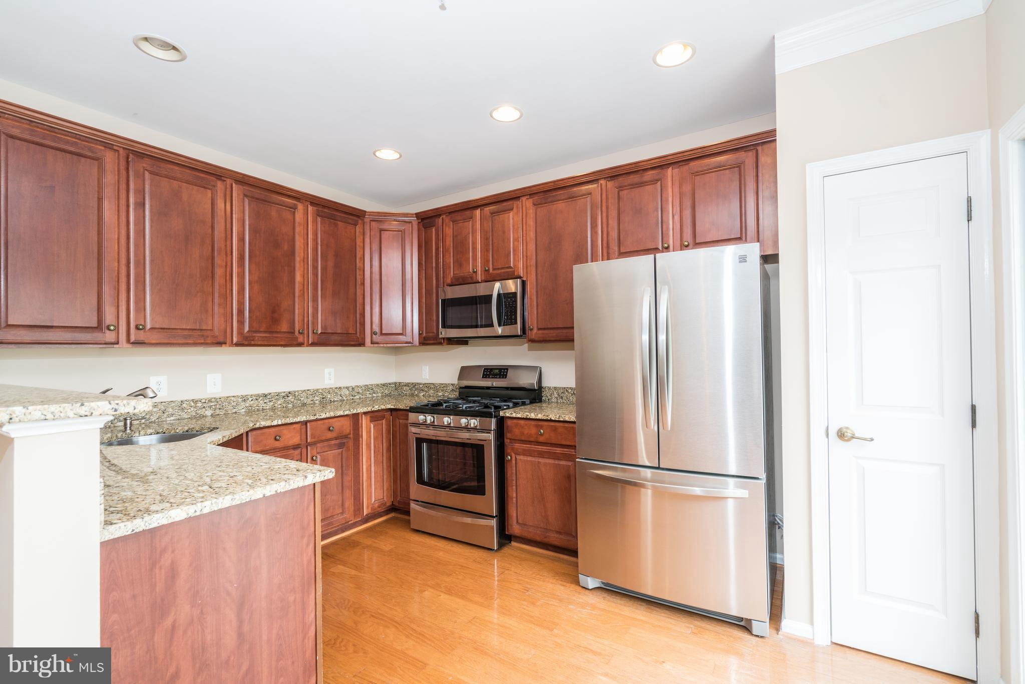 AMBER SPRING - Residential